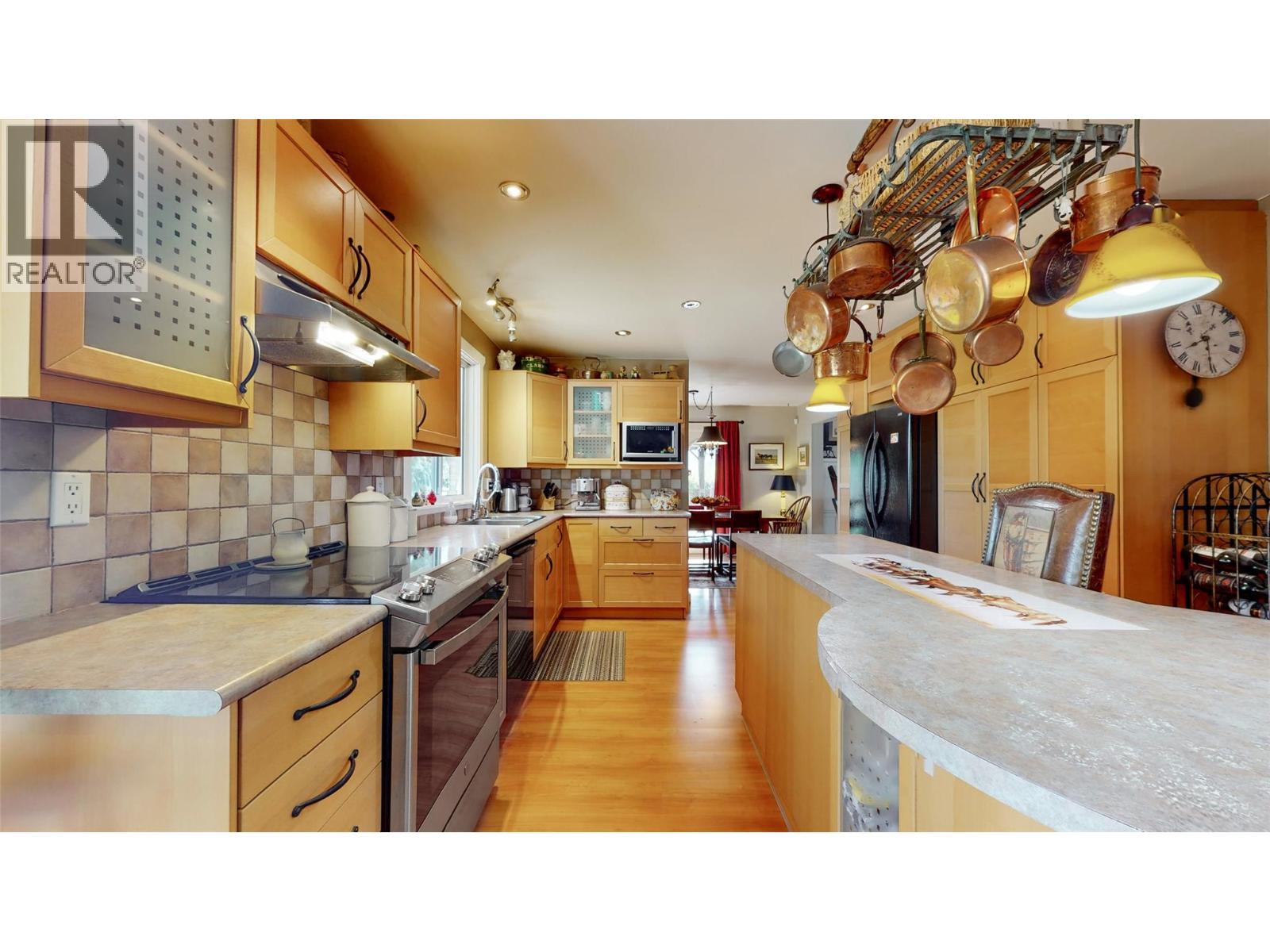 205 Greasewood Avenue Property Photo 4