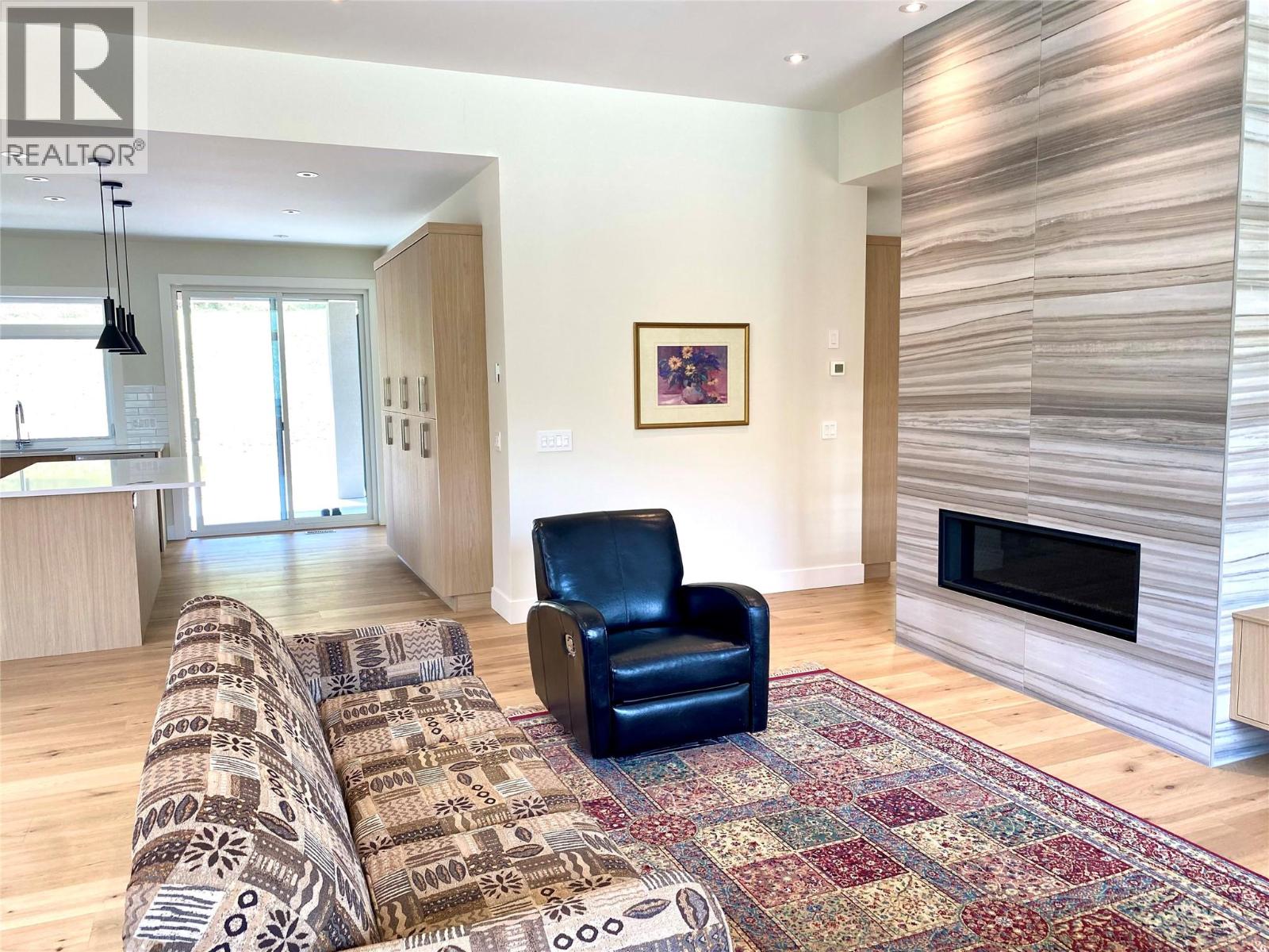 8781 Riverside Drive Property Photo 14