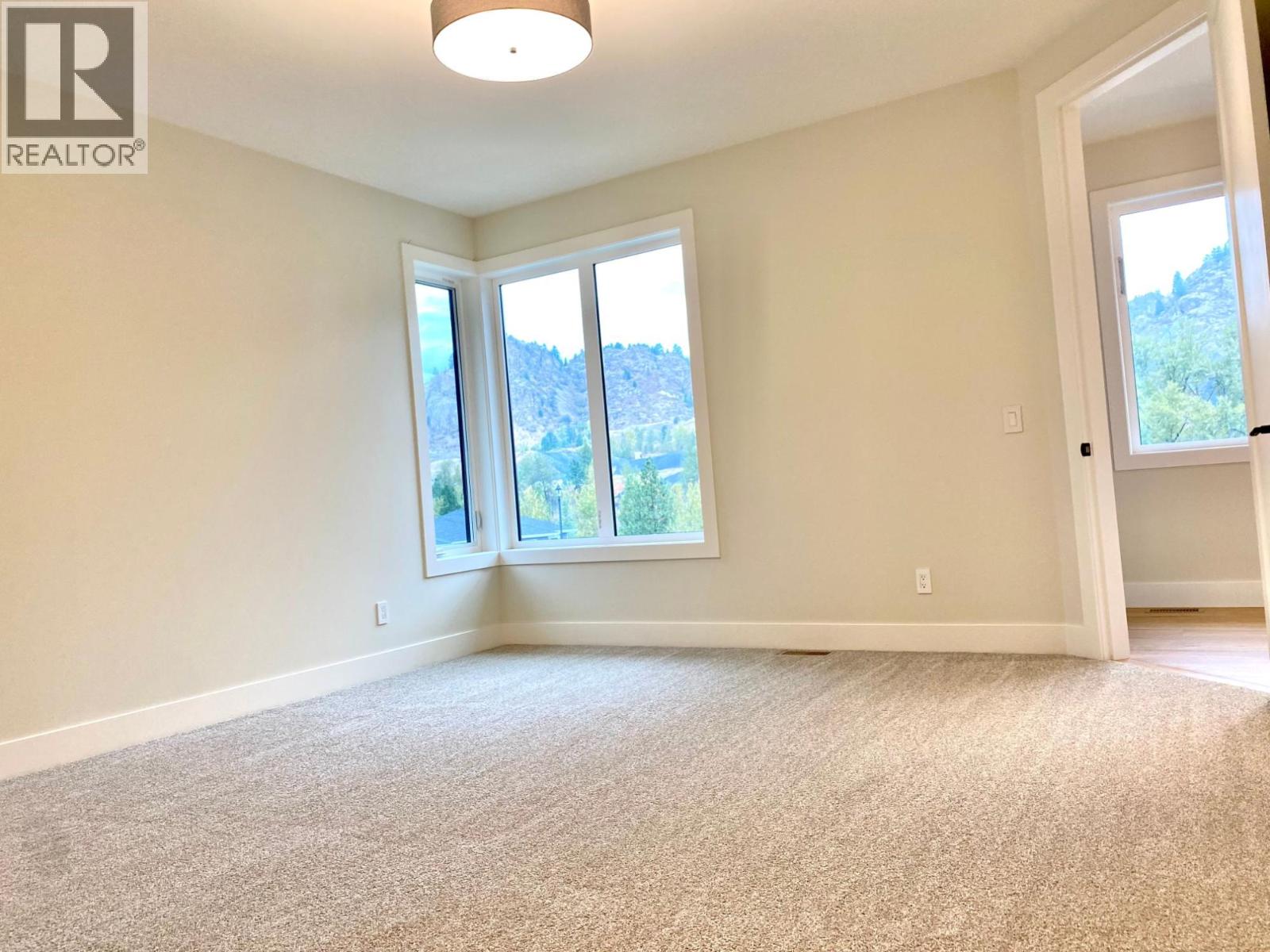 8781 Riverside Drive Property Photo 27