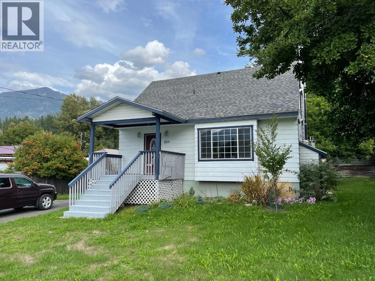 1526 Eastman Avenue Photo de la propriété 1