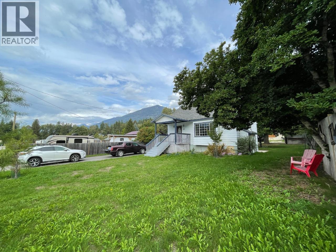 1526 Eastman Avenue Property Photo 4