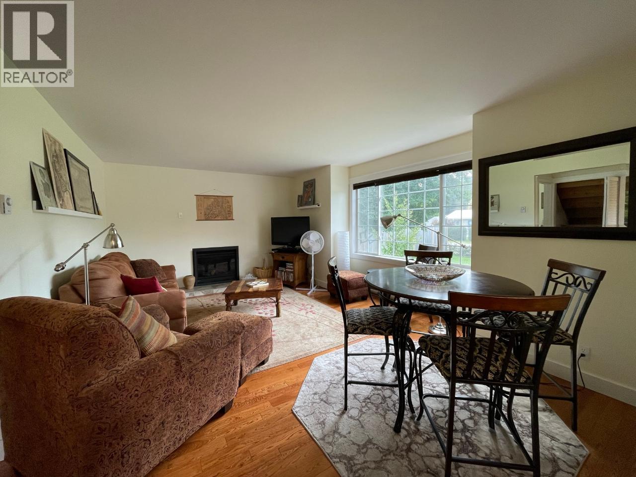1526 Eastman Avenue Property Photo 14