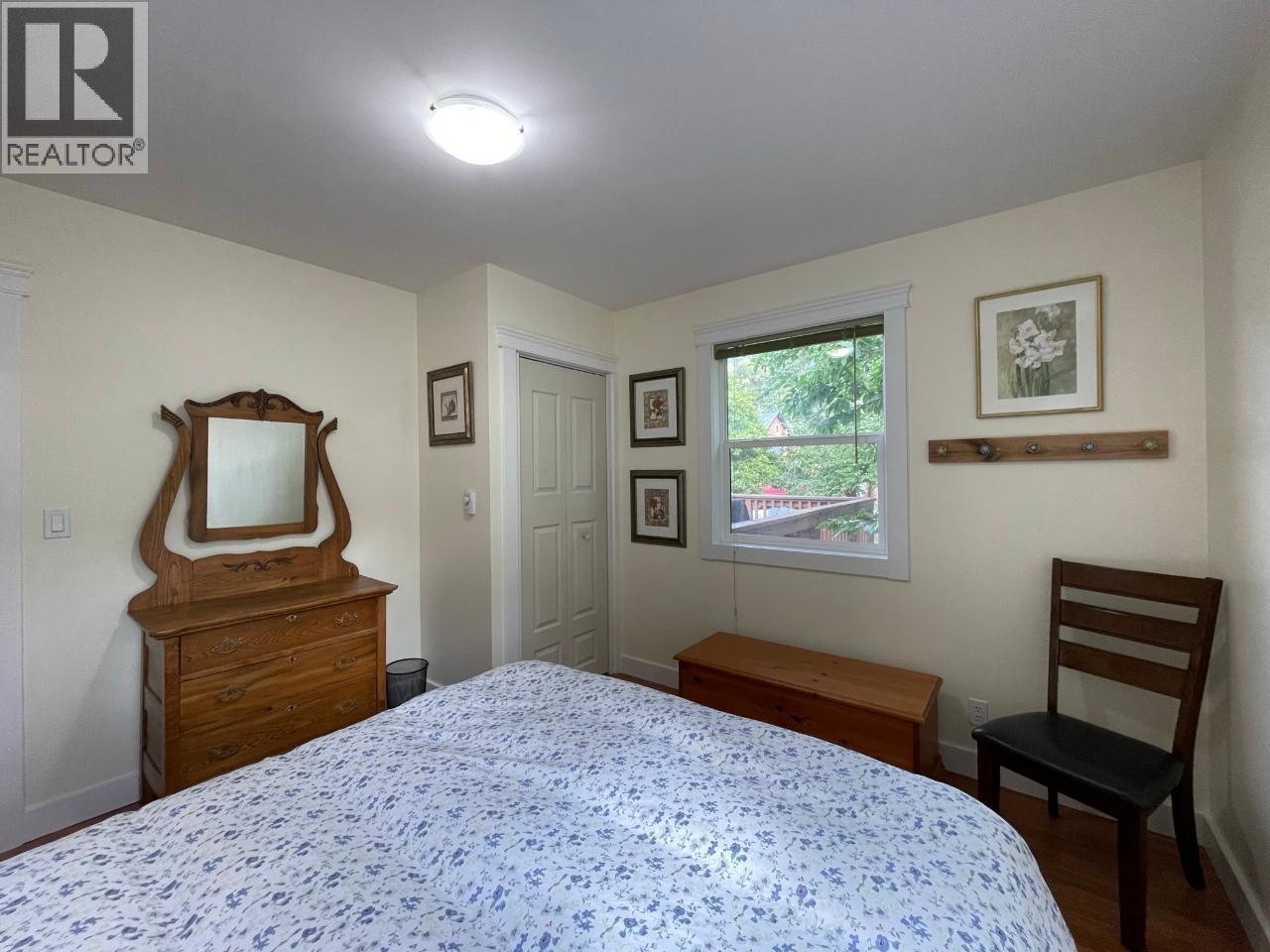 1526 Eastman Avenue Property Photo 25