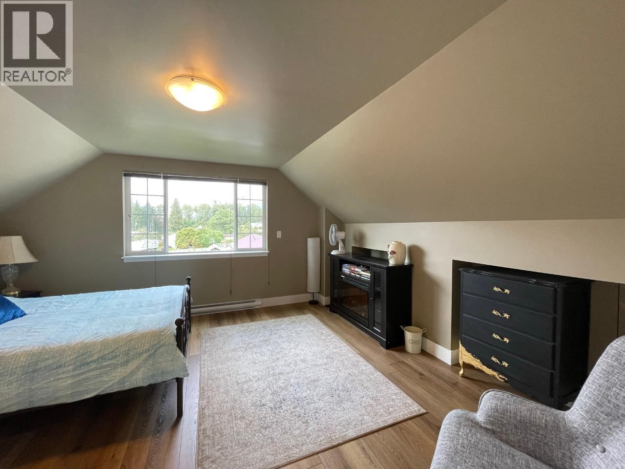 1526 Eastman Avenue Property Photo 33