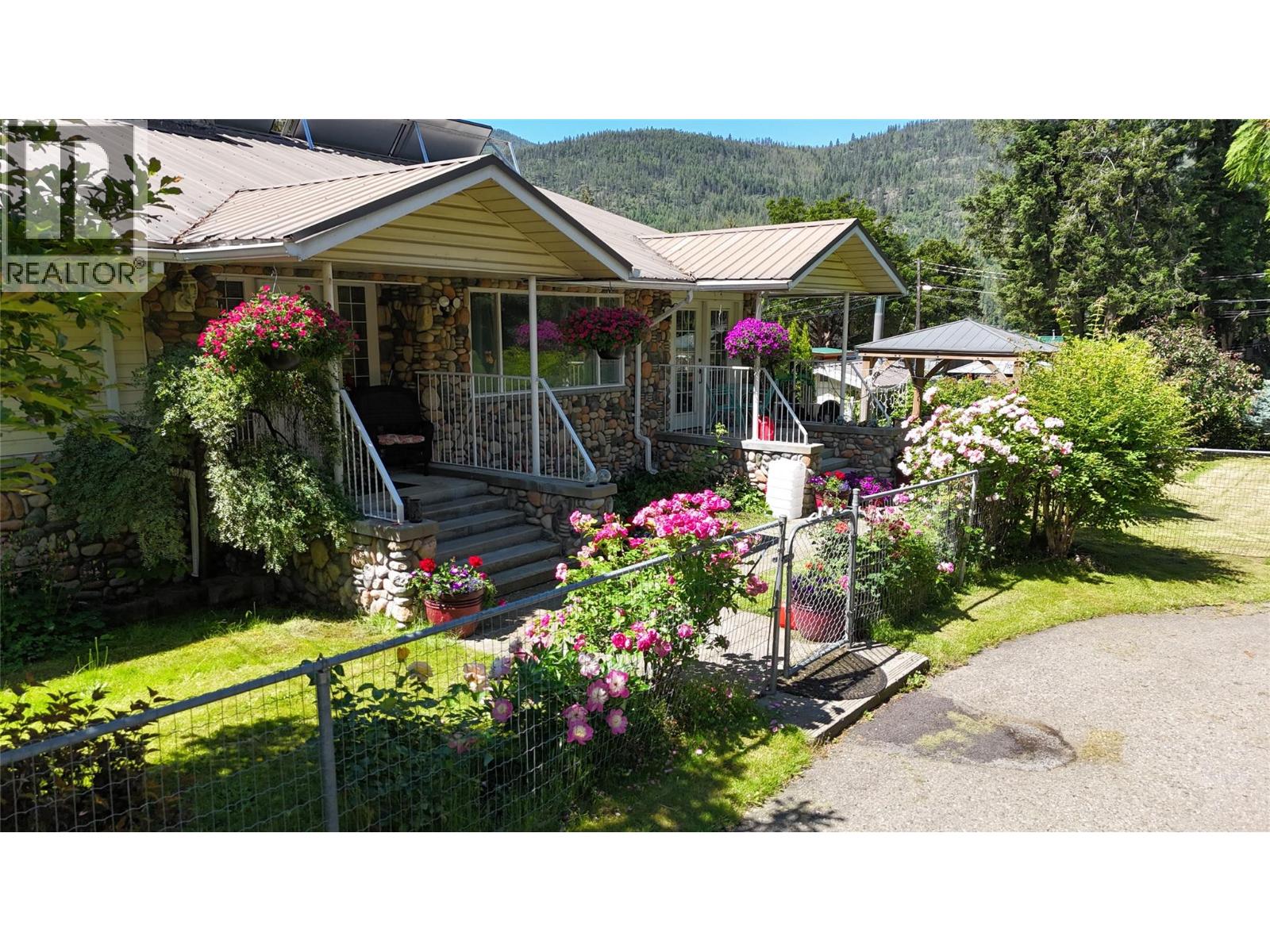 61 Kingsley Road Photo de la propriété 1