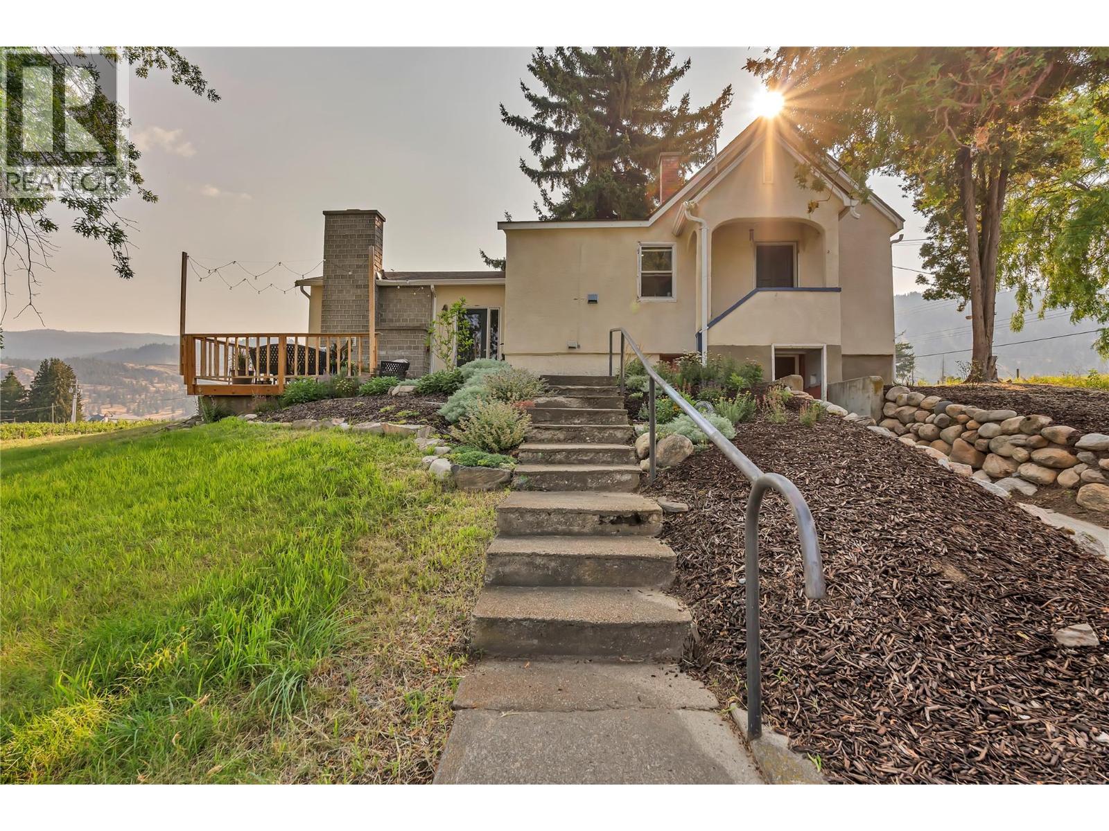 1275 Munson Avenue Property Photo 3