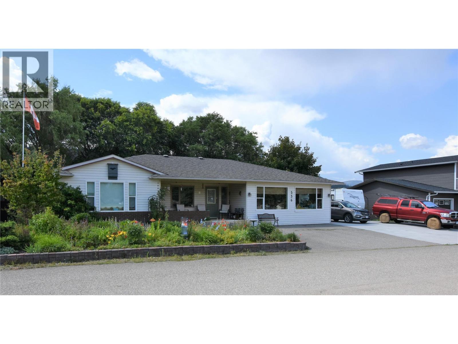 536 Loon Avenue Property Photo 3