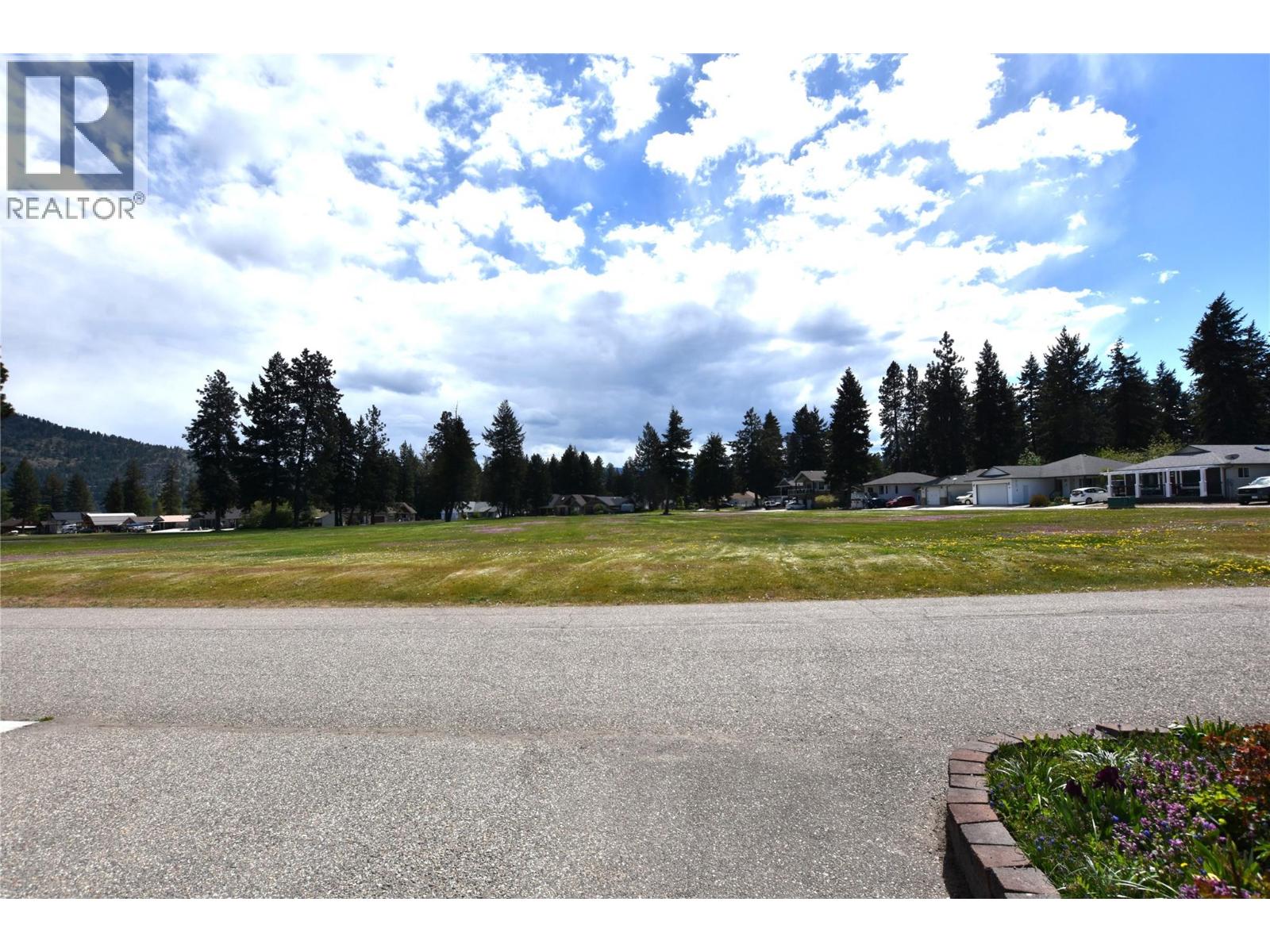 536 Loon Avenue Property Photo 8