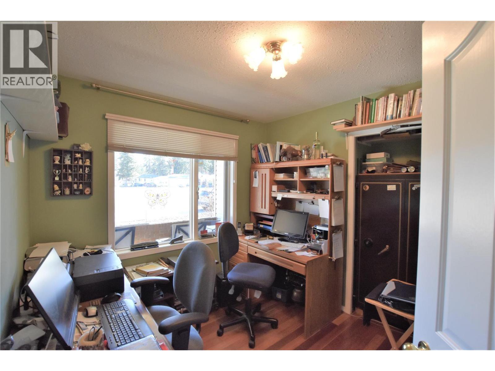 536 Loon Avenue Property Photo 24