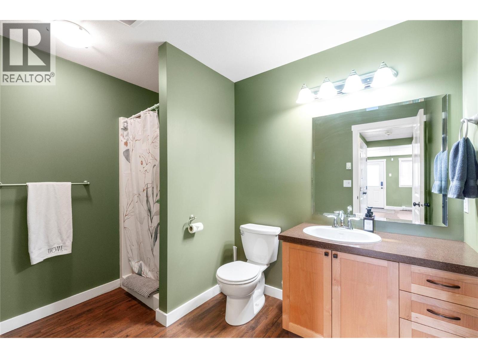 7577 Squilax Anglemont Road Property Photo 33