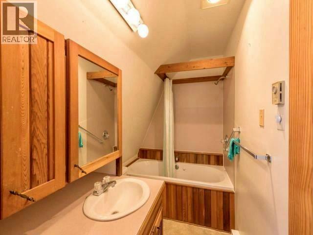 851 Keremeos Bypass Road Property Photo 13