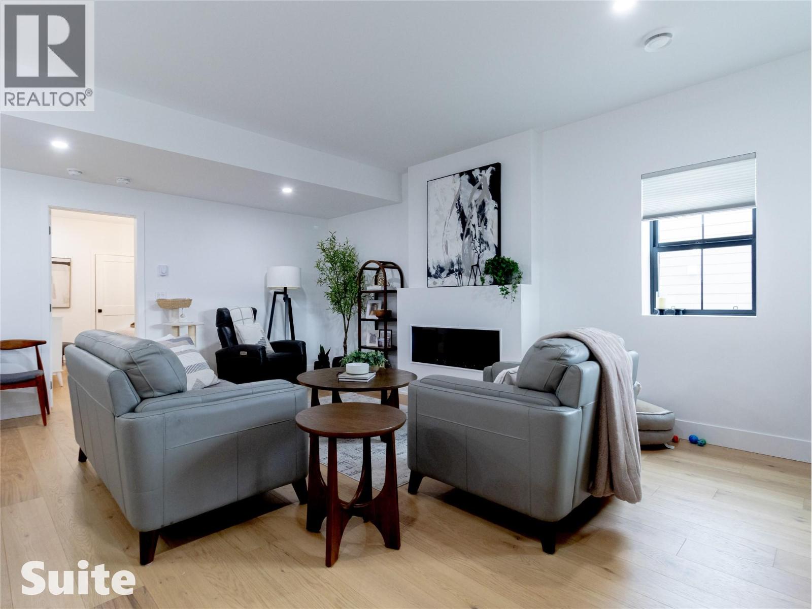 1925 35 Street Ne Property Photo 43