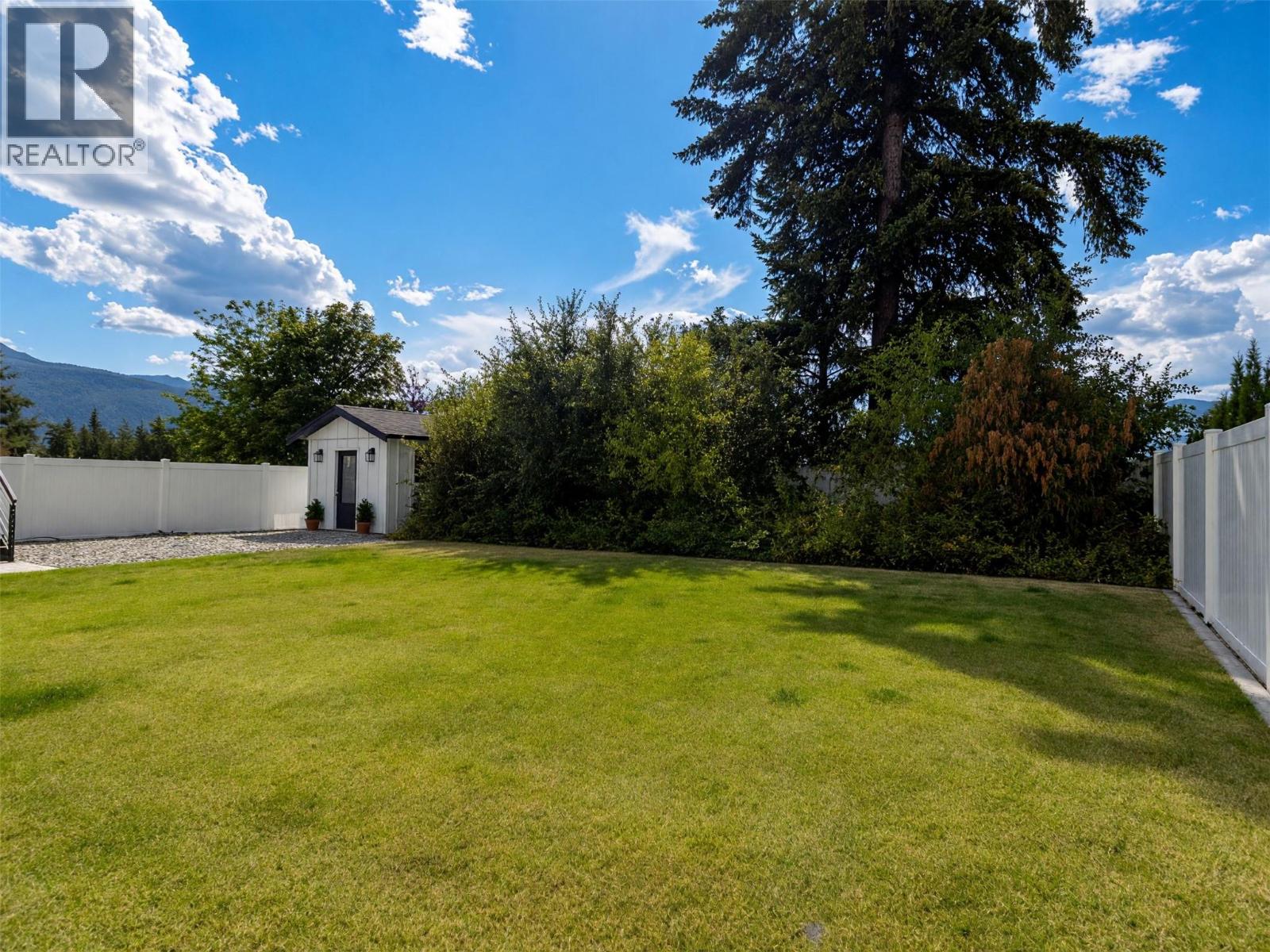 1925 35 Street Ne Property Photo 57