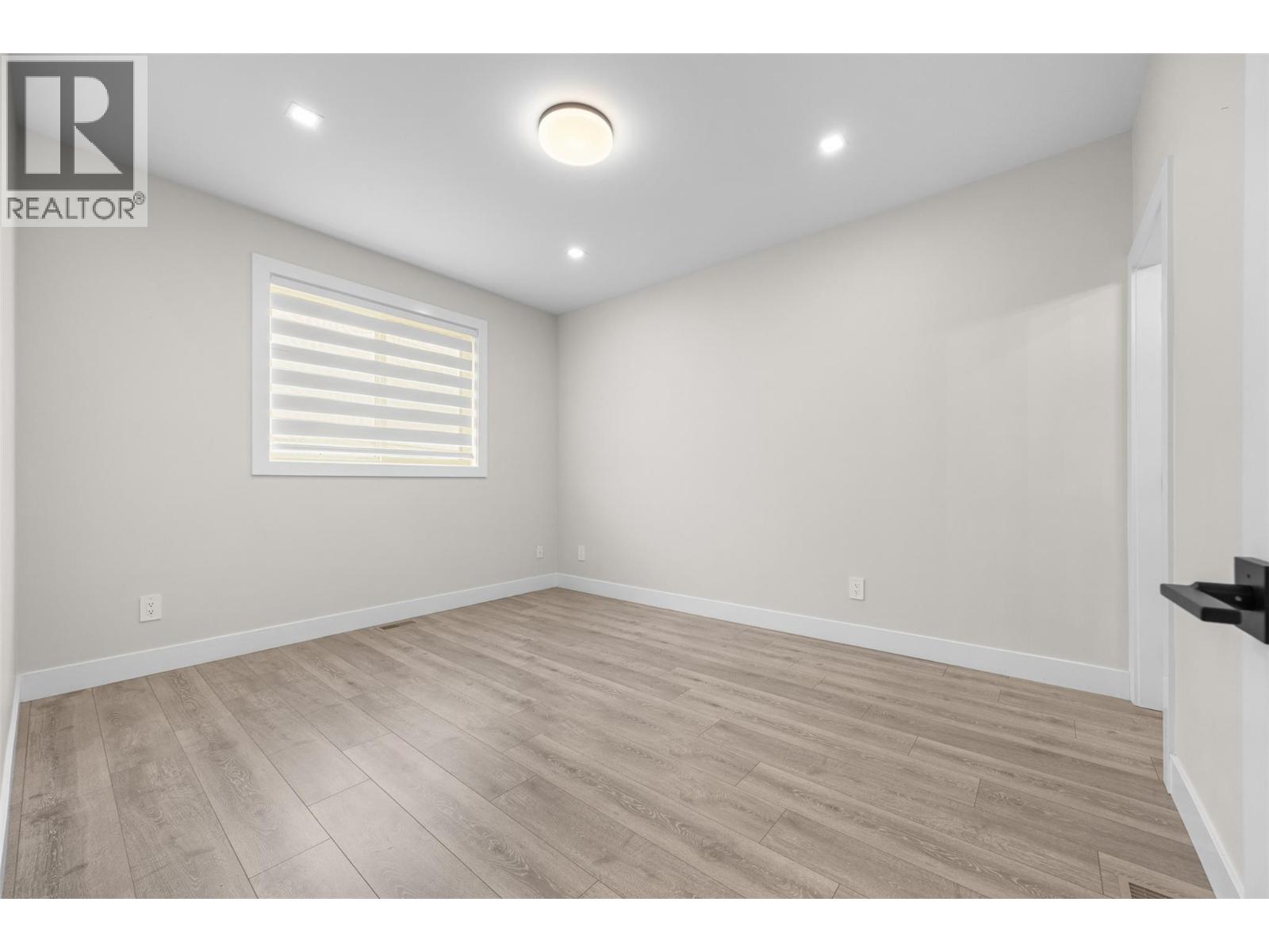 2165 Aberdeen Street Property Photo 12