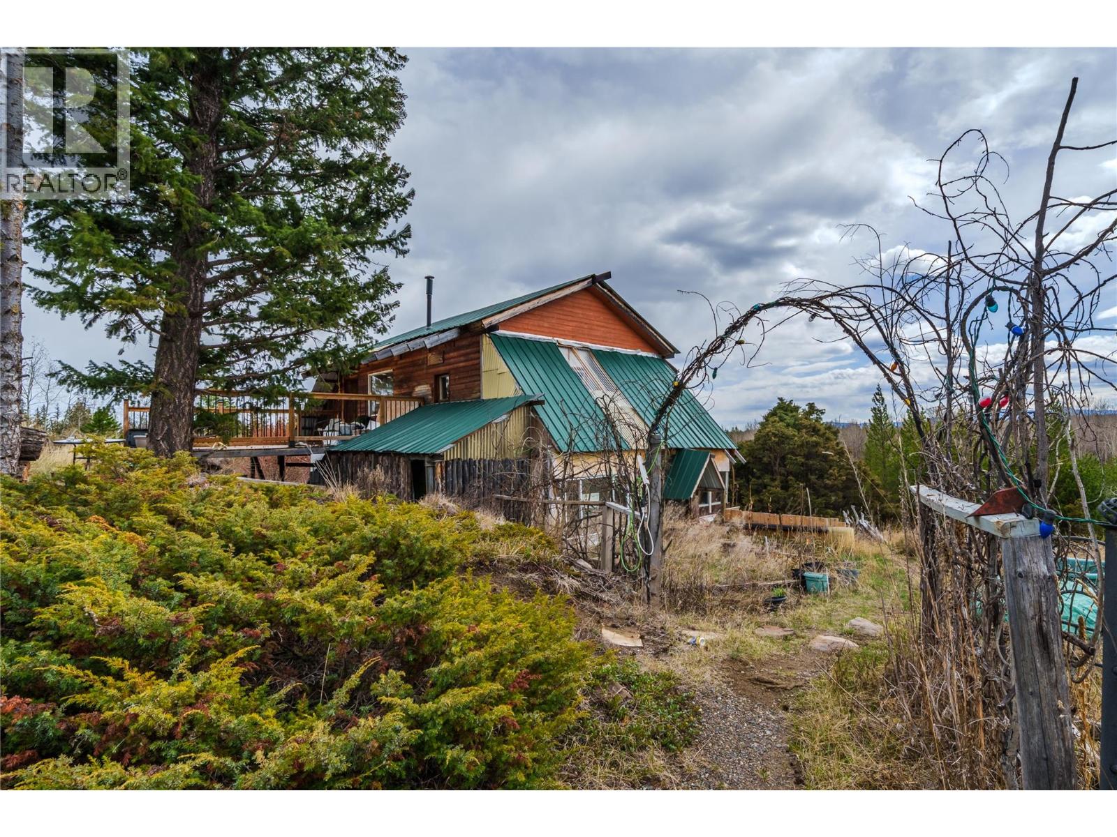 1400 Chasm Road Property Photo 2
