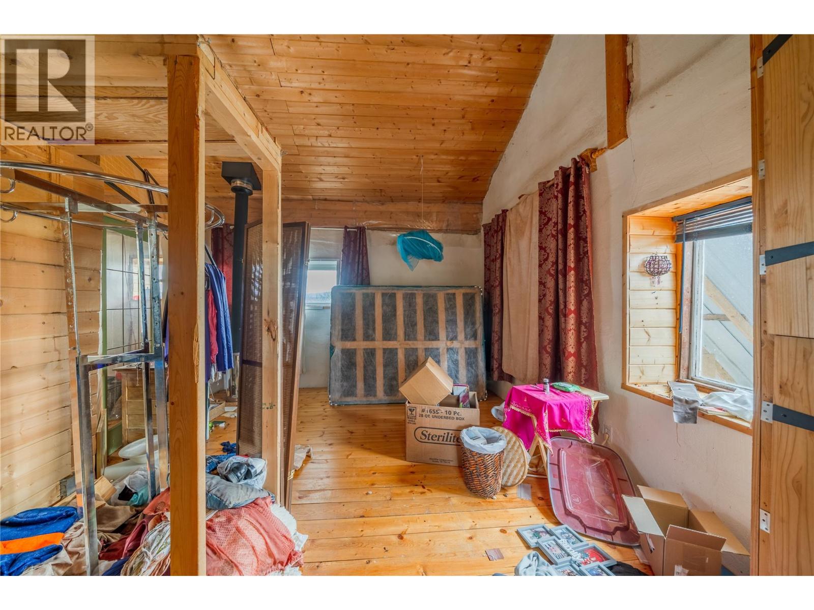 1400 Chasm Road Property Photo 10