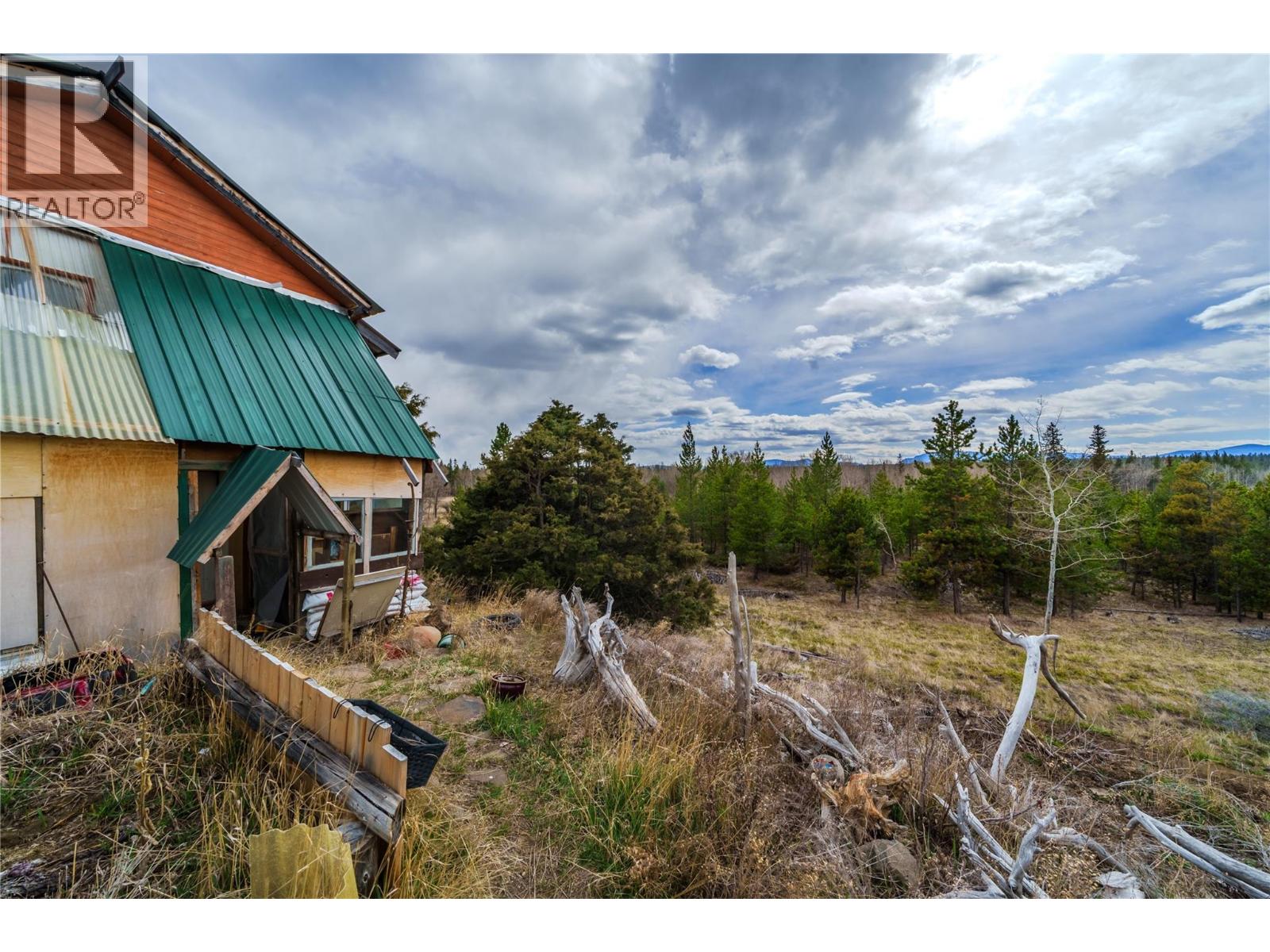 1400 Chasm Road Property Photo 12