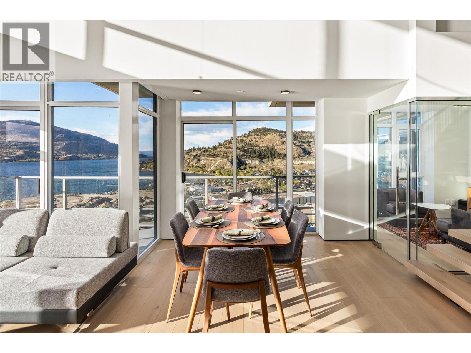 1075 Sunset Drive Unit# Ph1 Property Photo 18
