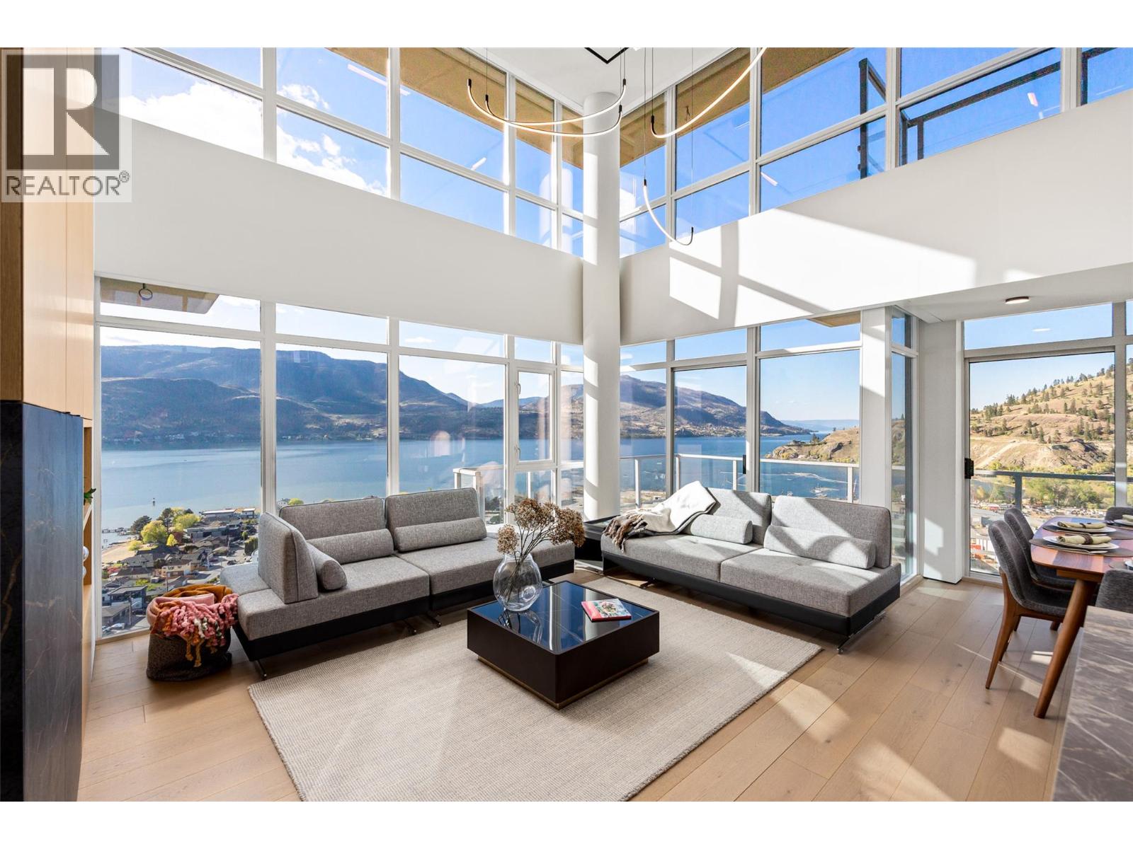 1075 Sunset Drive Unit# Ph1 Property Photo 22