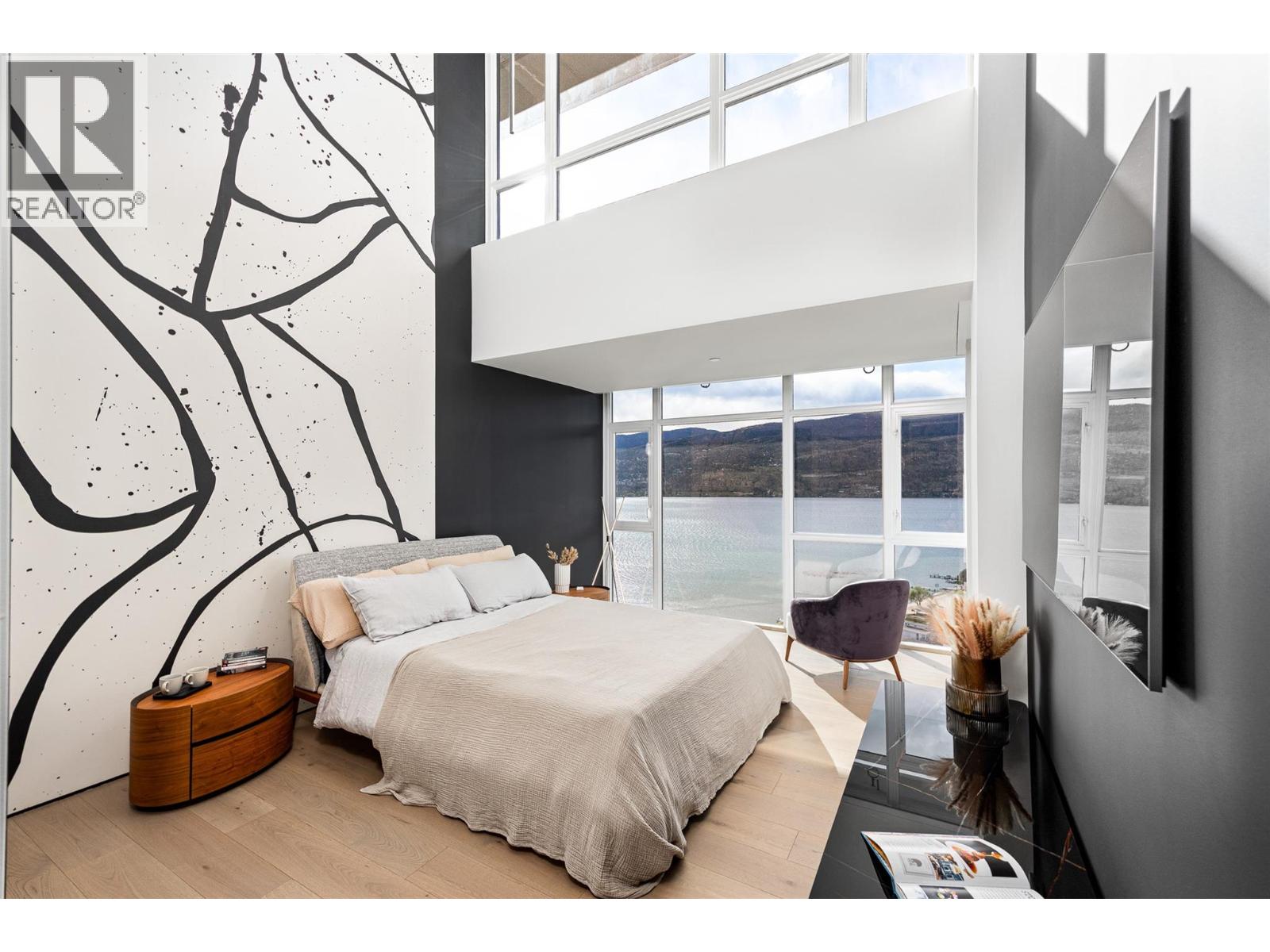 1075 Sunset Drive Unit# Ph1 Property Photo 31