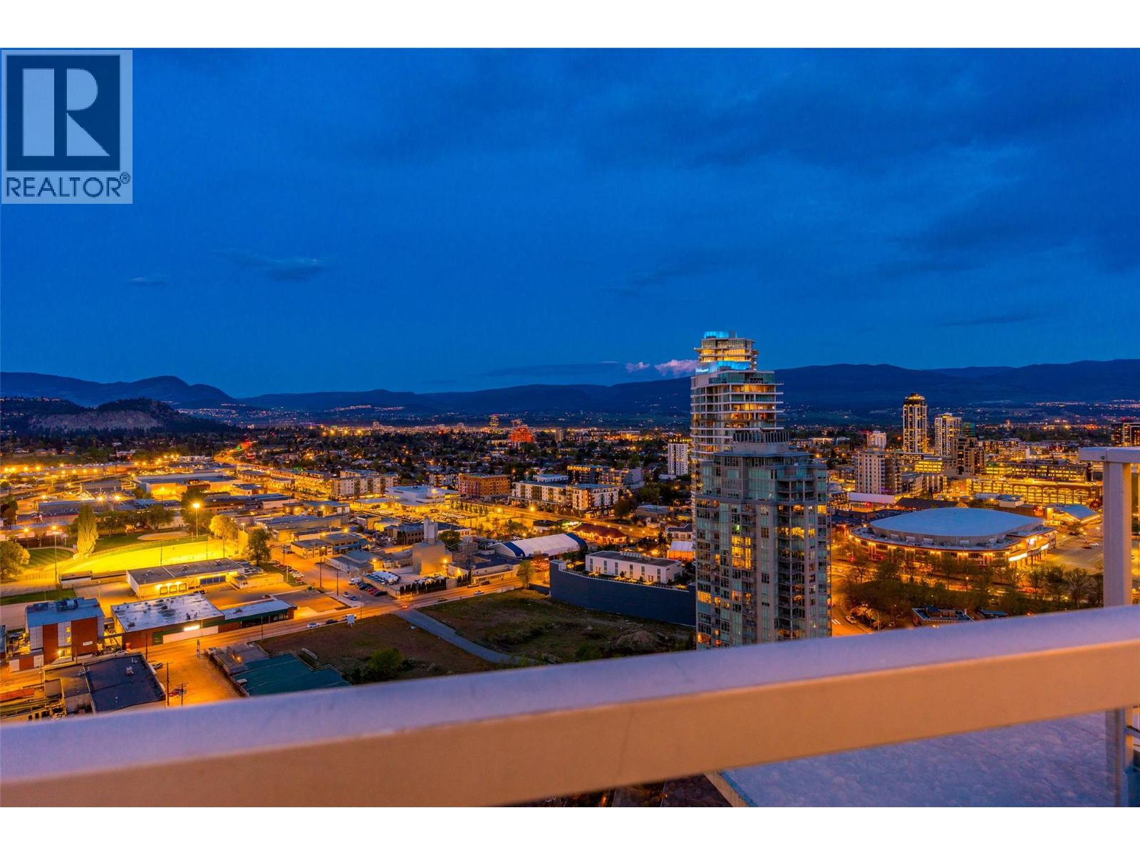 1075 Sunset Drive Unit# Ph1 Property Photo 58
