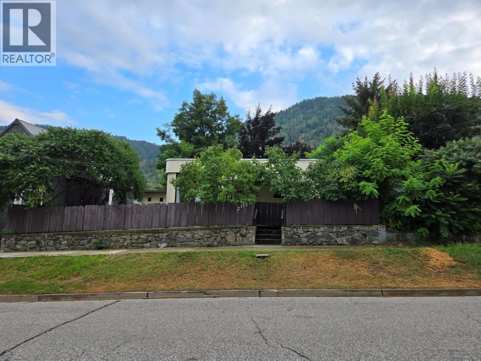 2172 Second Avenue Property Photo 37