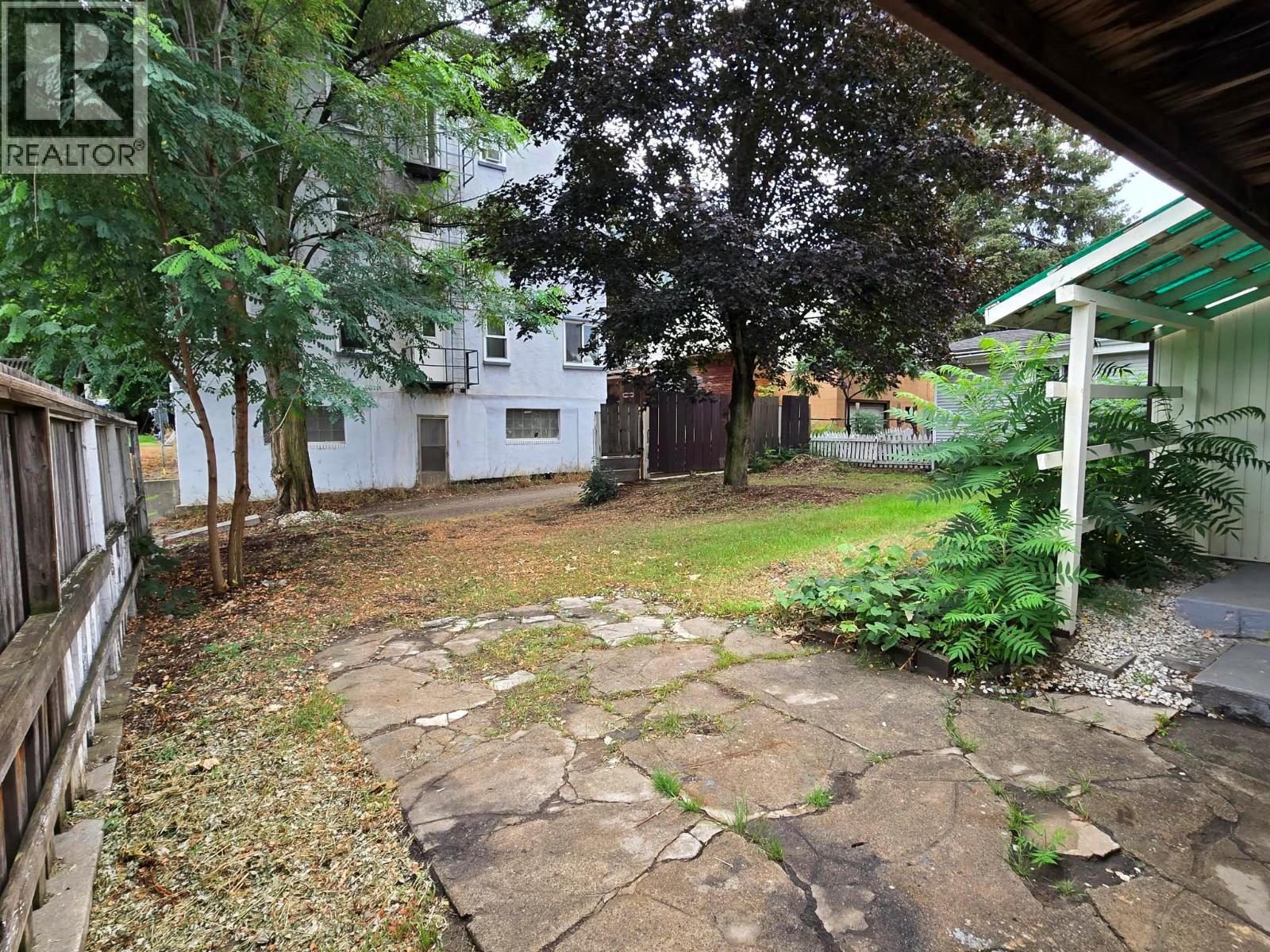 2172 Second Avenue Property Photo 38