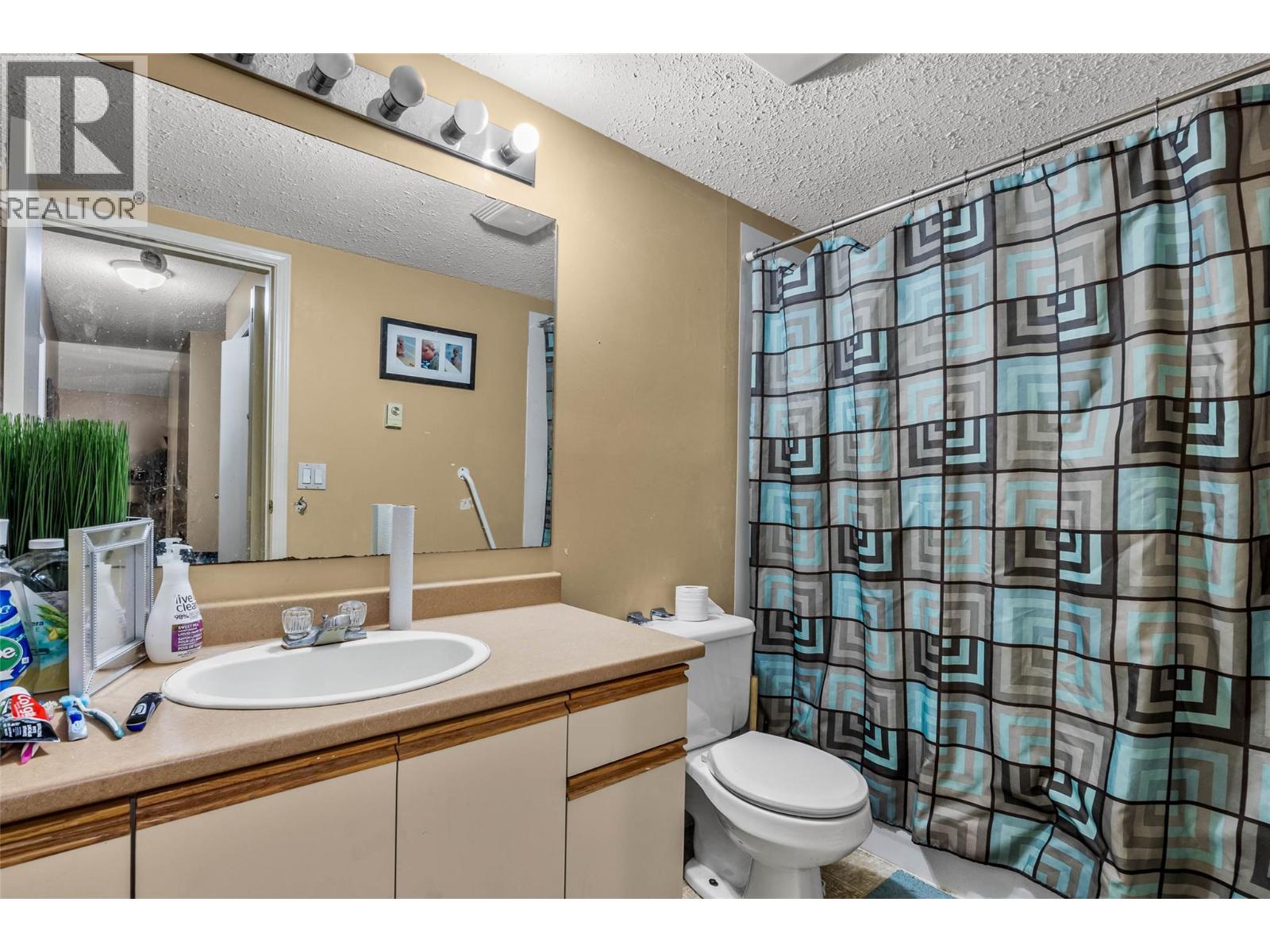 1760 Brunner Avenue Unit# 209 Property Photo 11