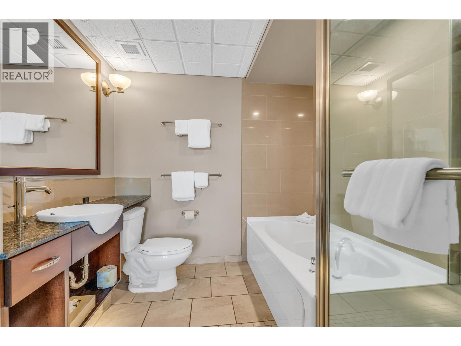 13011 Lakeshore Drive S Unit# 370 Property Photo 17
