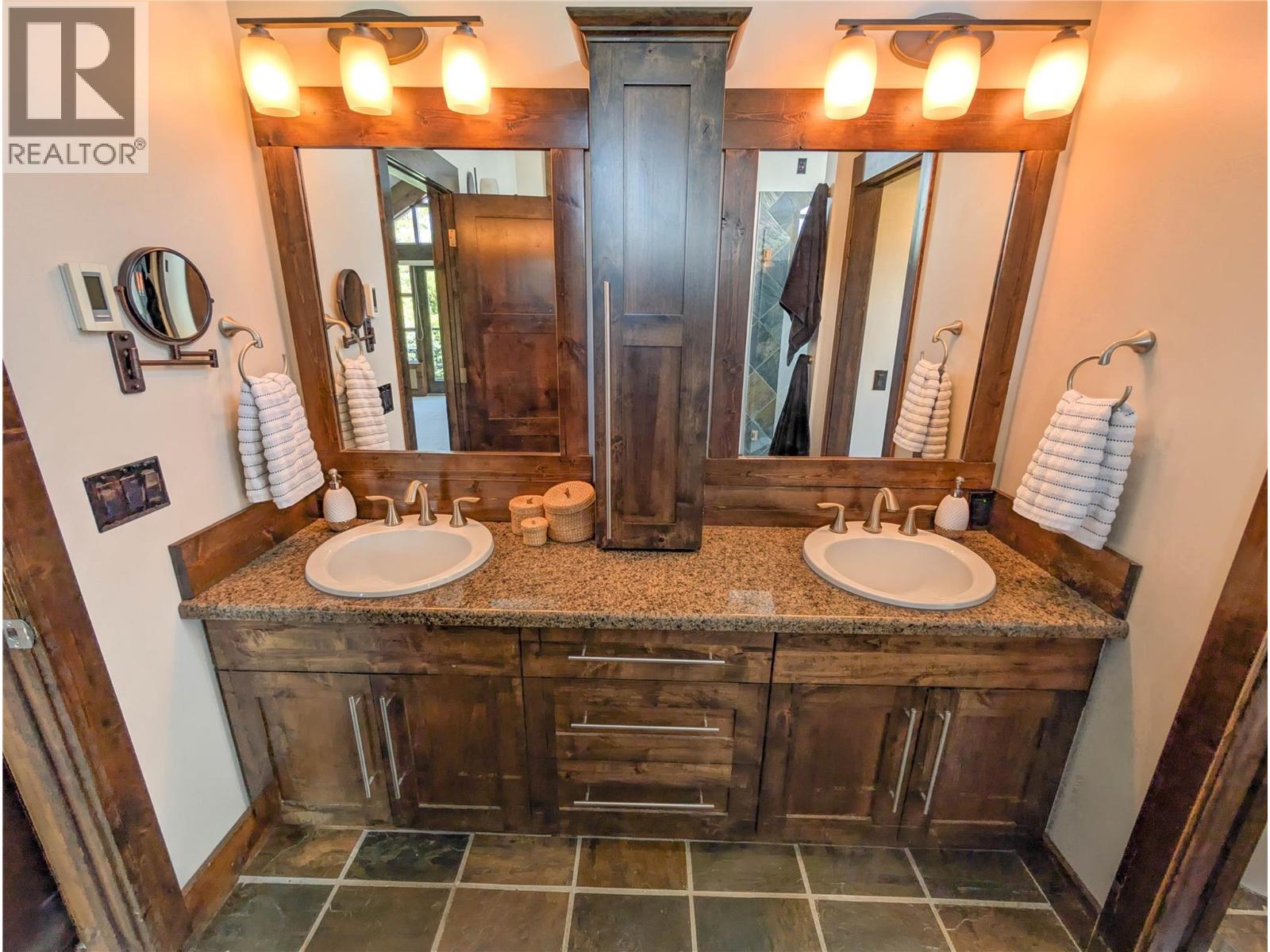 2550 Ledgerock Ridge Property Photo 14