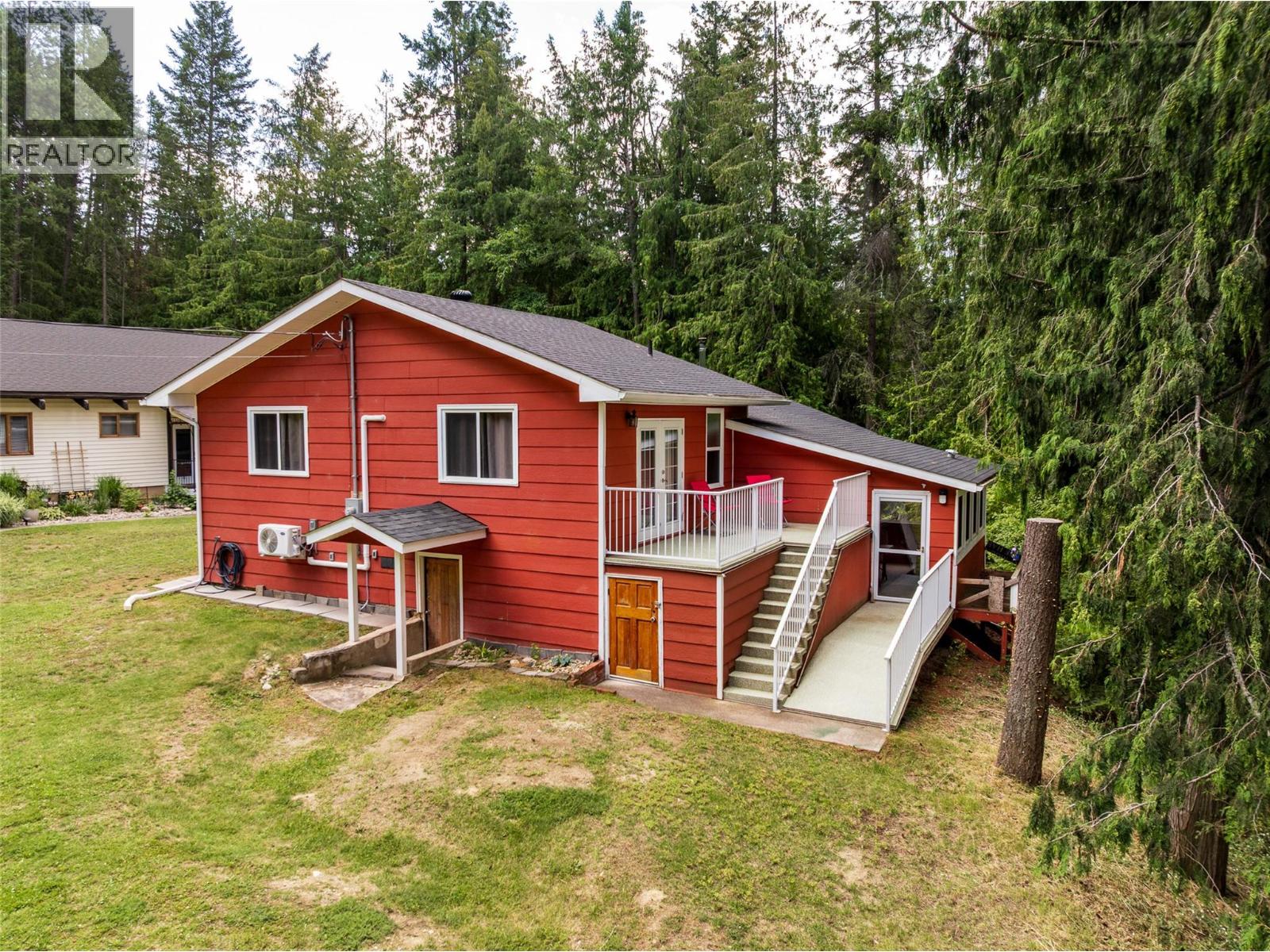 10219 Twin Bays Road Property Photo 1
