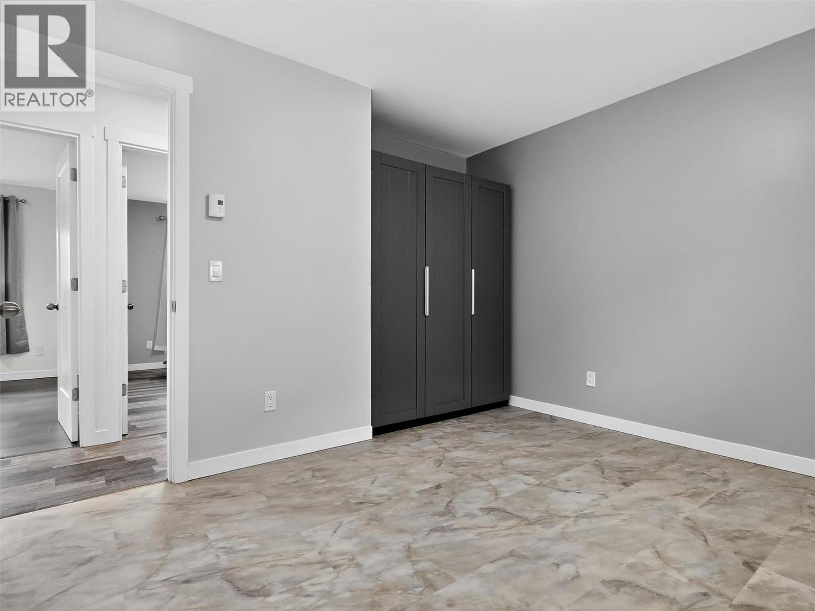 4032 Hills Frontage Road Property Photo 22