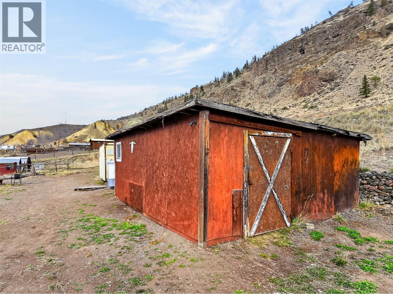 4032 Hills Frontage Road Property Photo 38