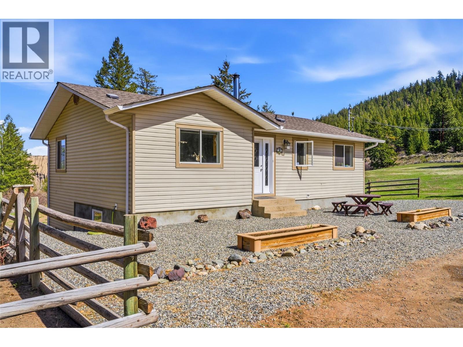 345 Coldwater Road Property Photo 4