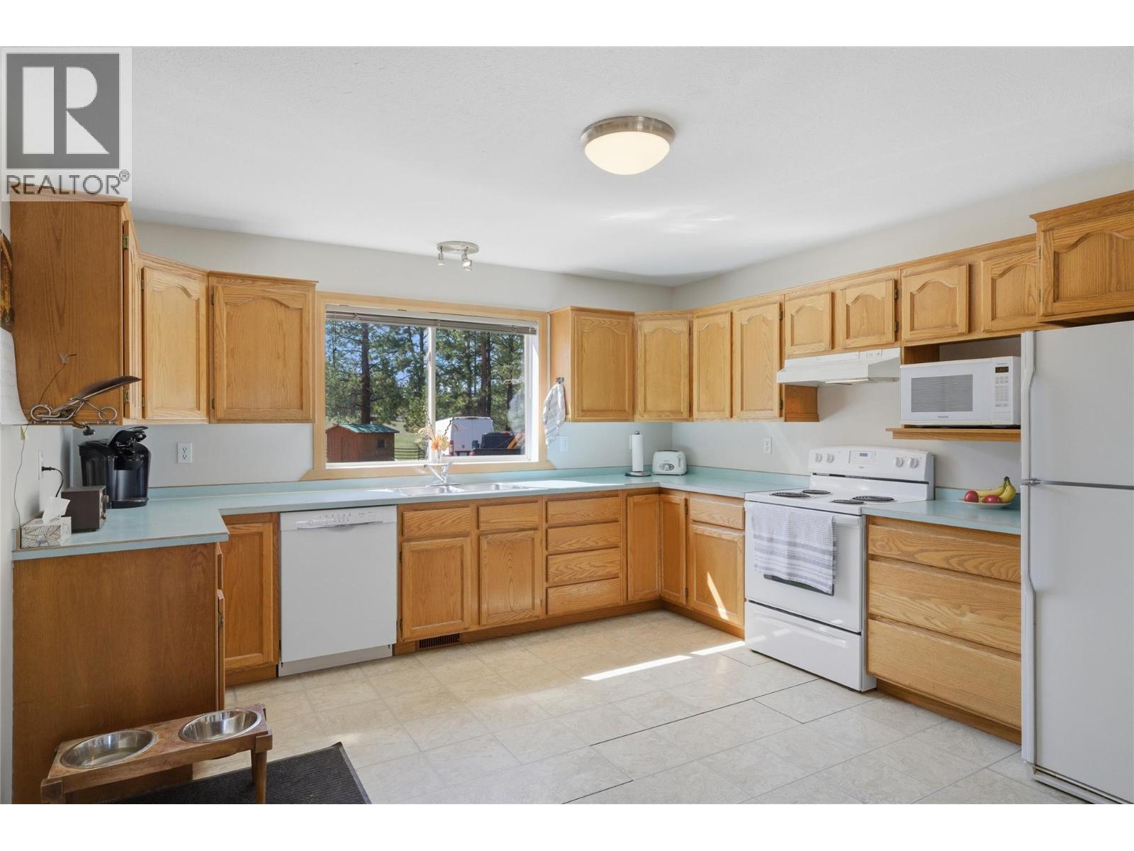 345 Coldwater Road Property Photo 27