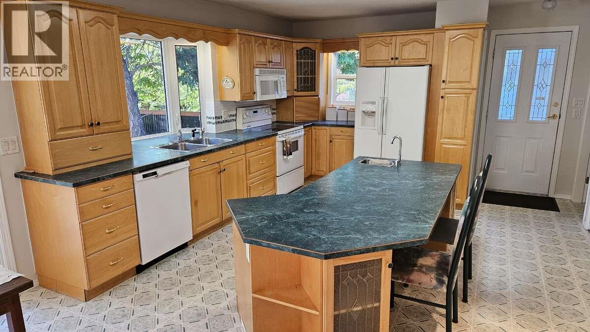 1980 Ethel Street Property Photo 8