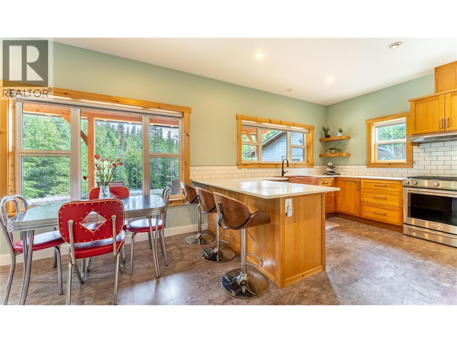 16328 Wadds Road Property Photo 14