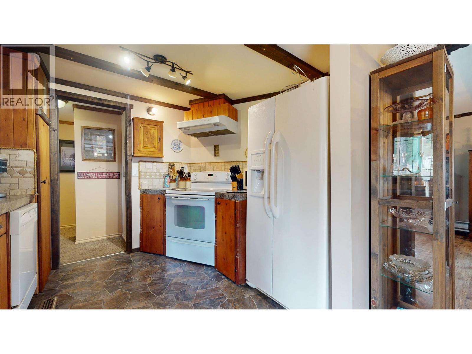 6209 Mission Road Property Photo 18