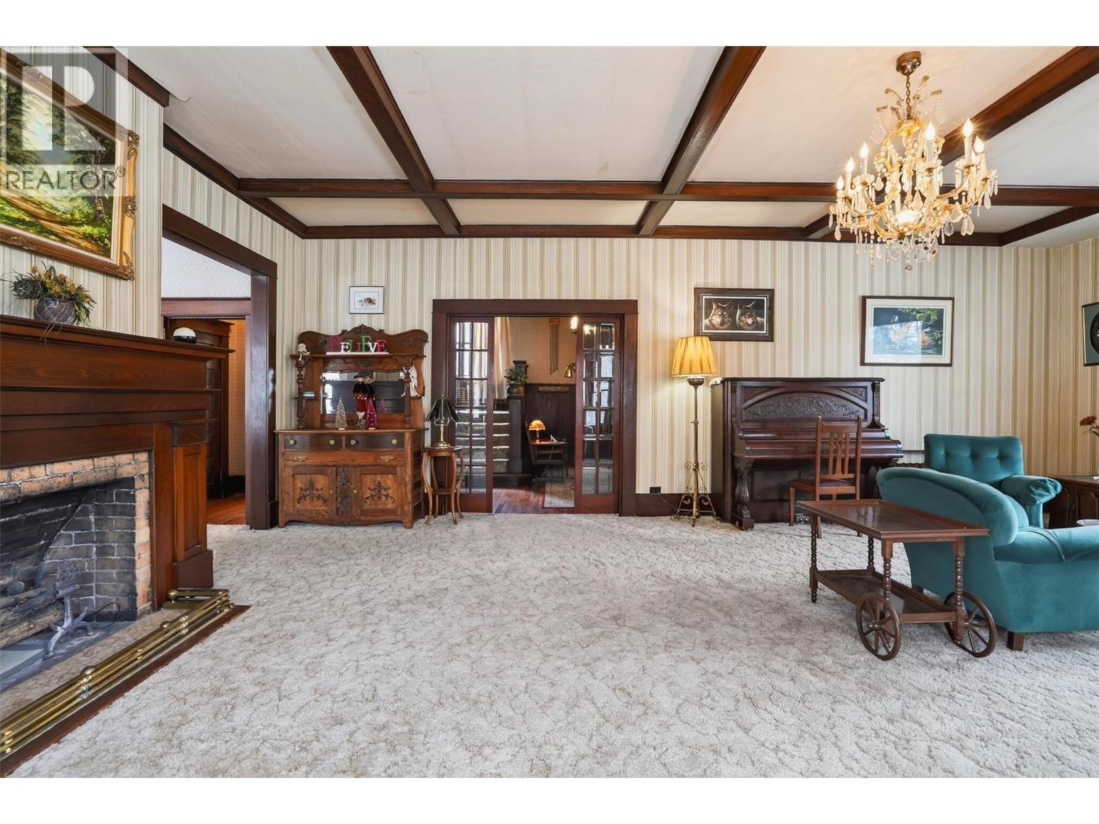 312 Latimer Street Property Photo 16