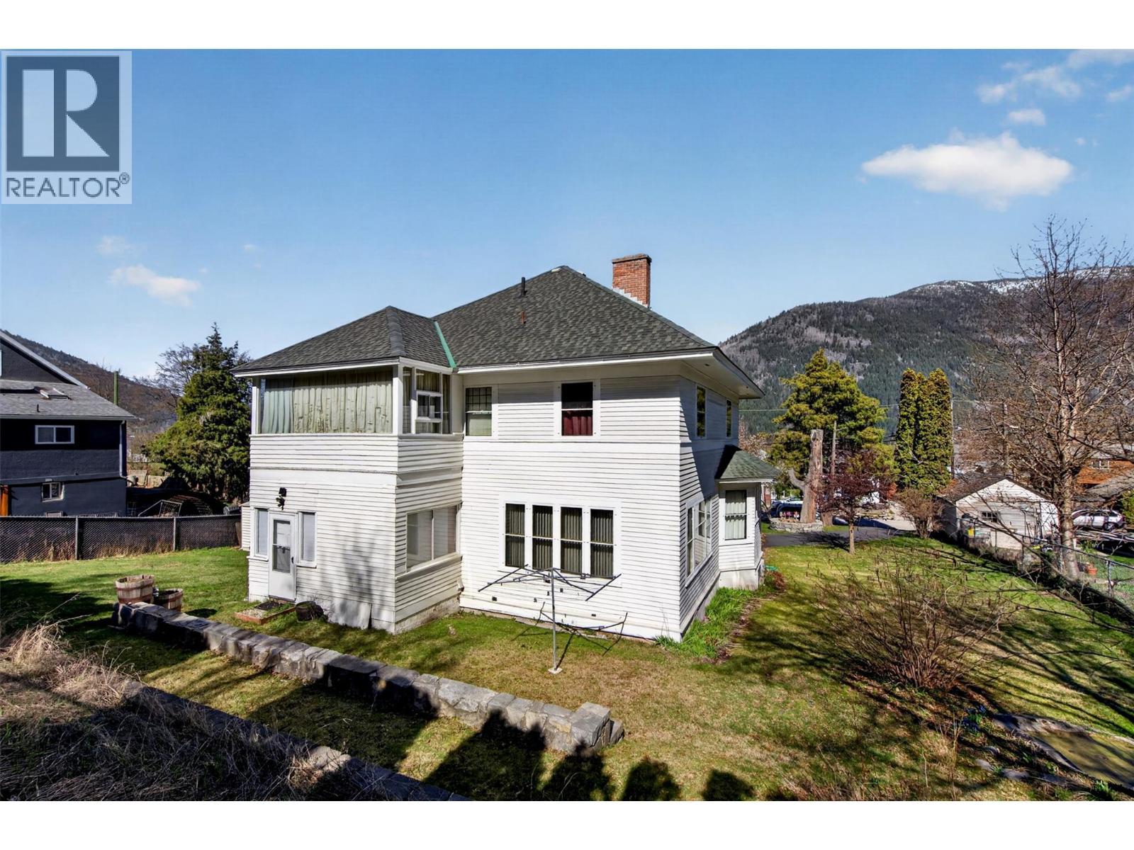 312 Latimer Street Property Photo 50
