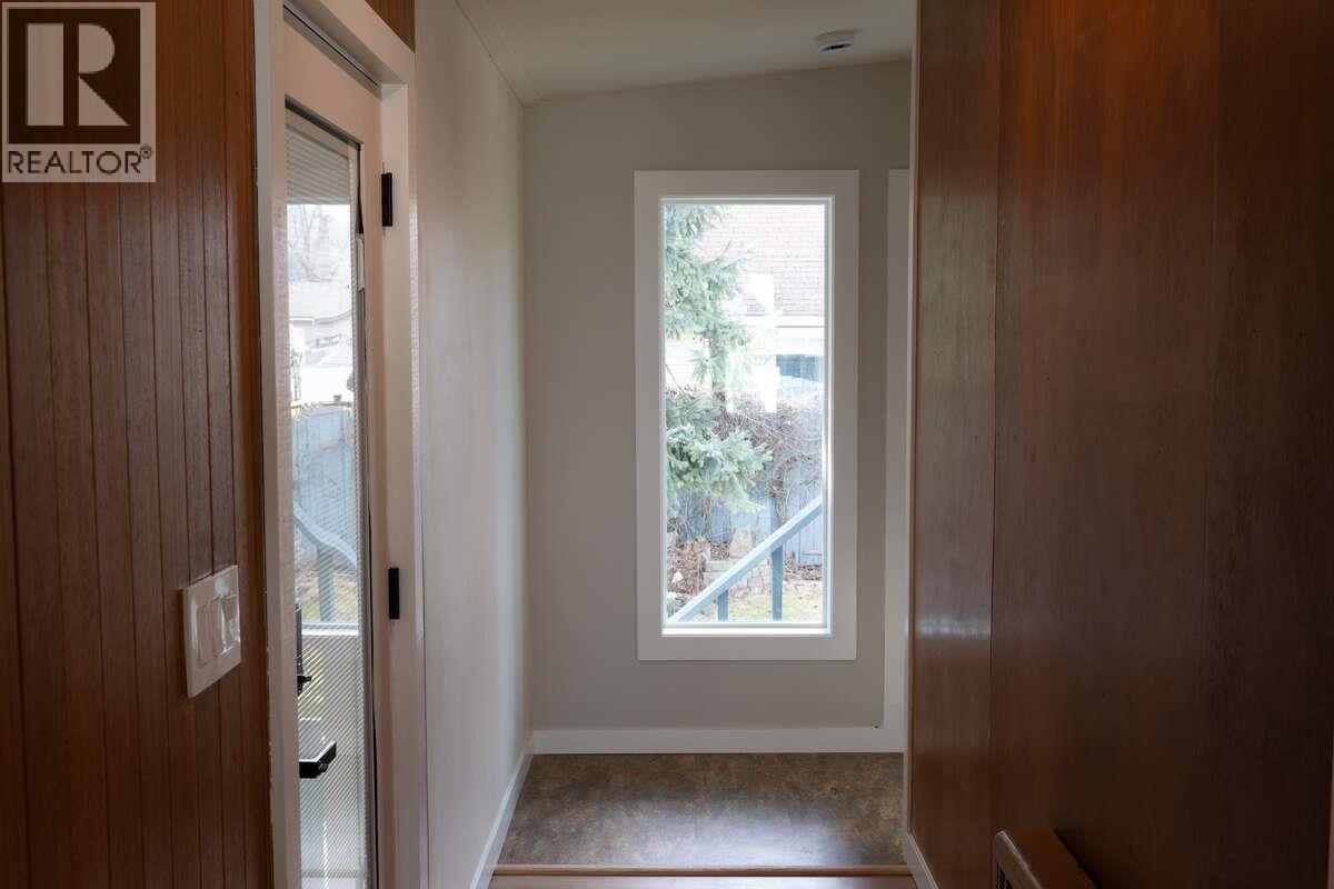 7551 7th Street Property Photo 6