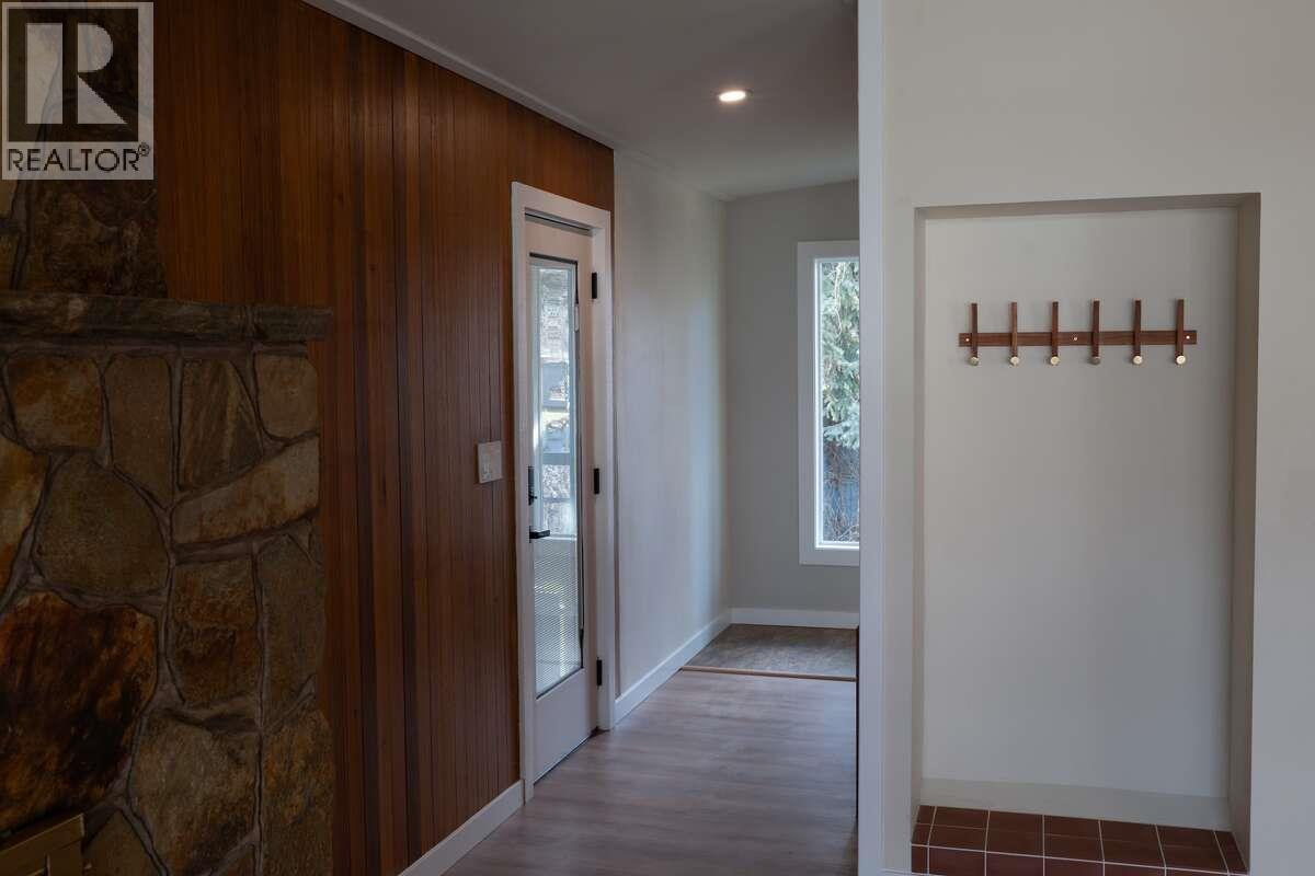 7551 7th Street Property Photo 7