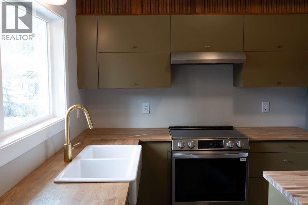 7551 7th Street Property Photo 15