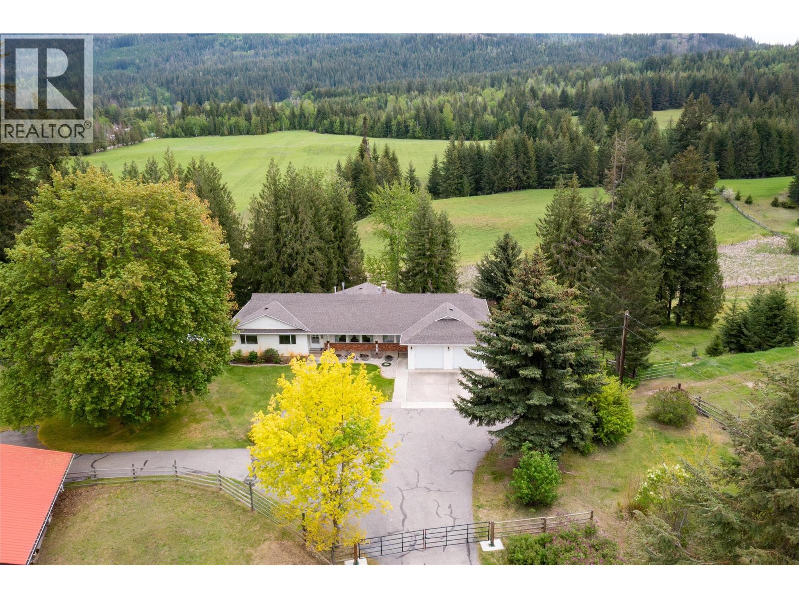 2240 97b Highway Se Property Photo 1