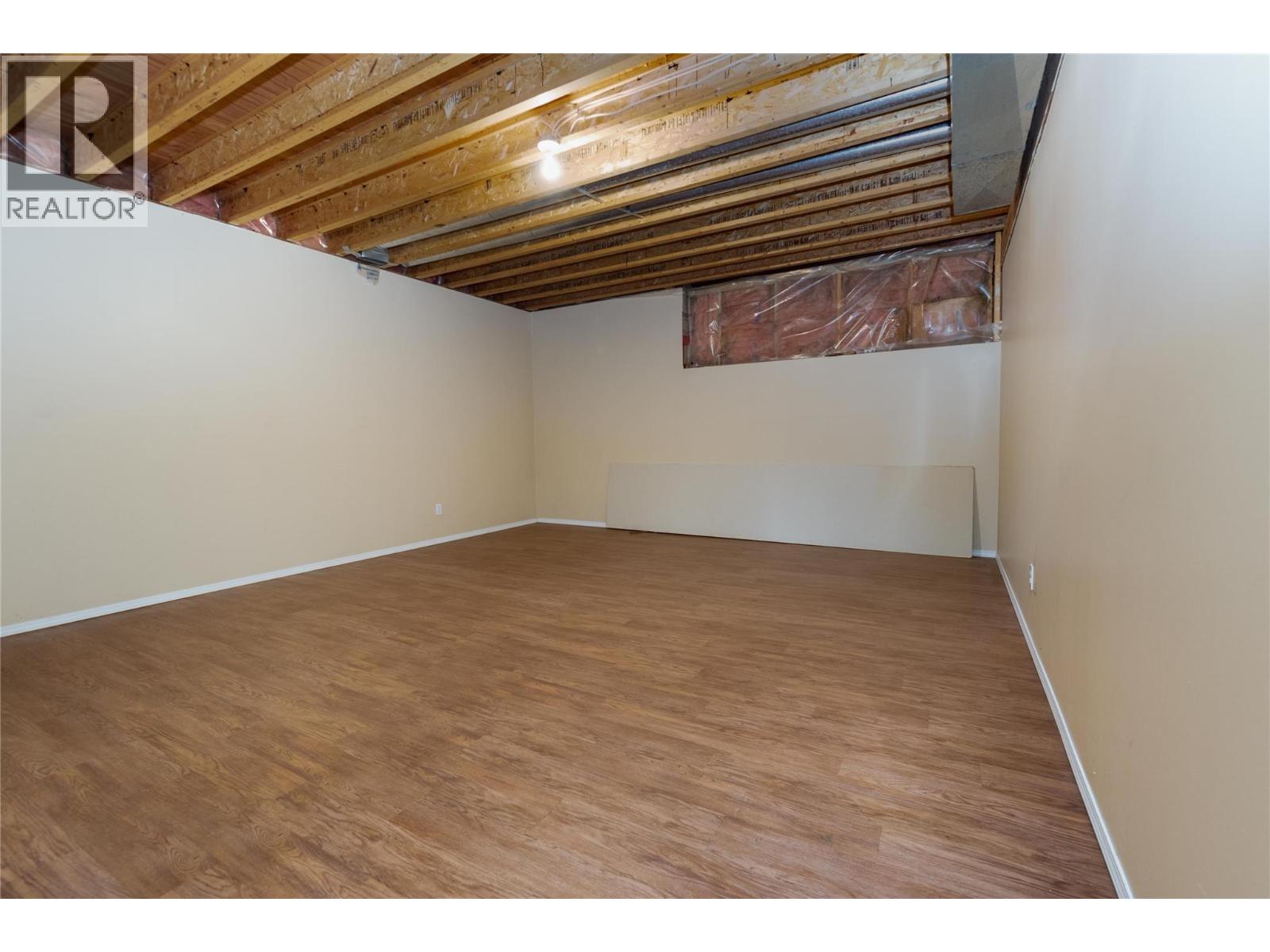 2240 97b Highway Se Property Photo 20
