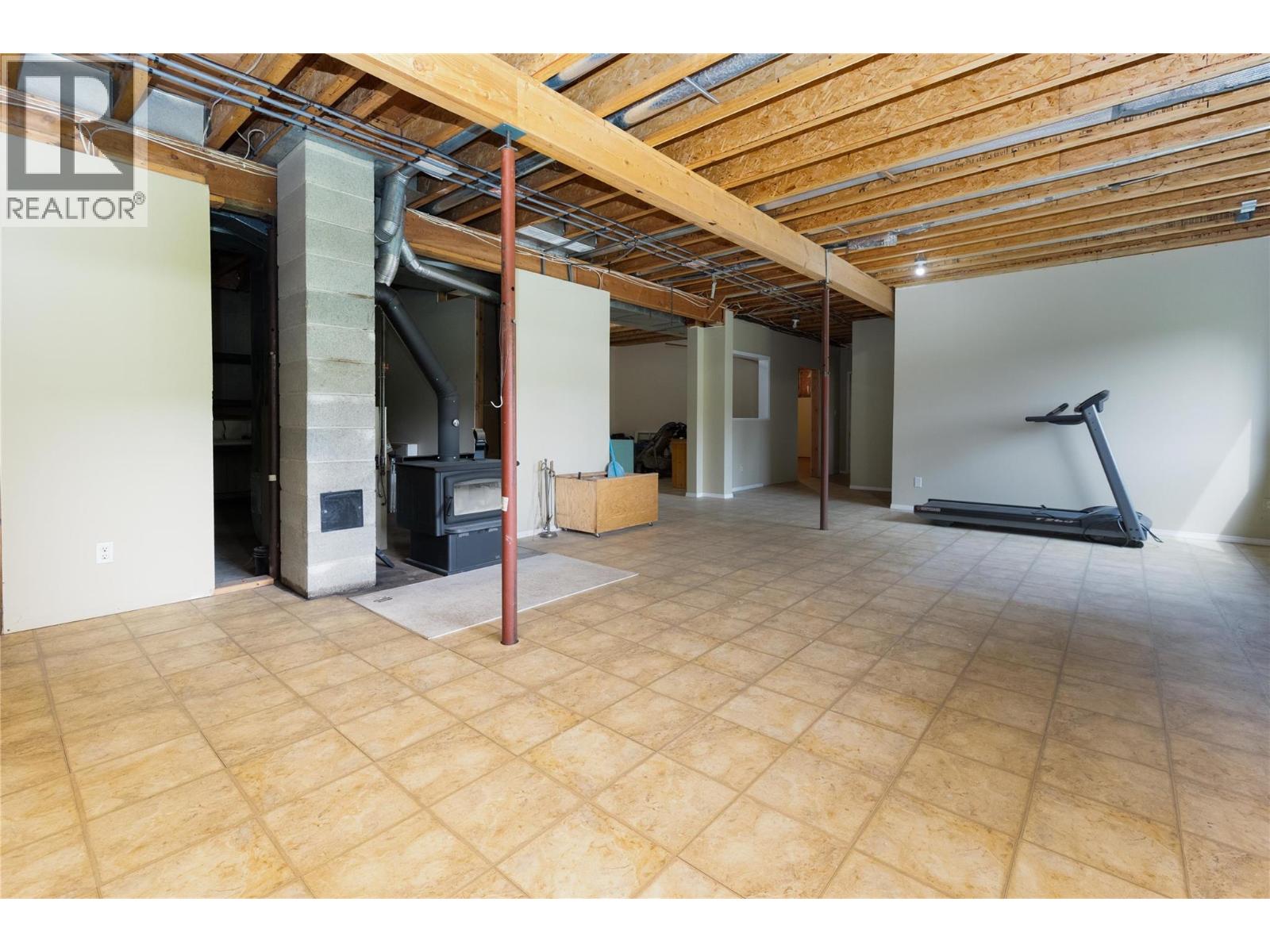 2240 97b Highway Se Property Photo 23