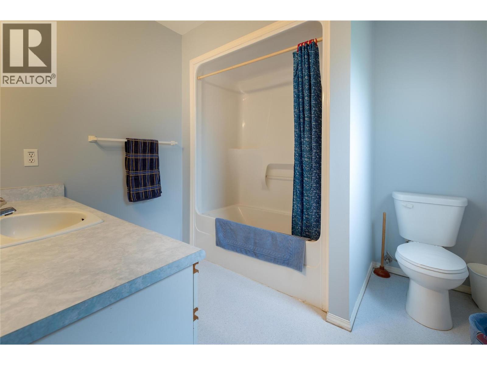 2240 97b Highway Se Property Photo 25