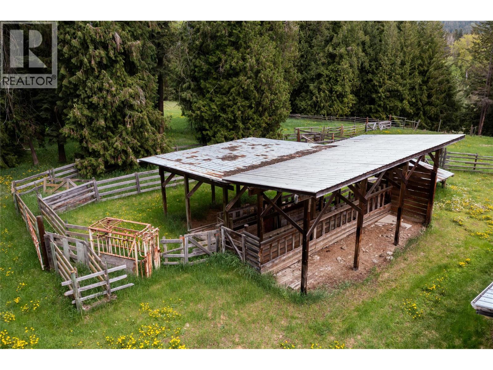 2240 97b Highway Se Property Photo 35