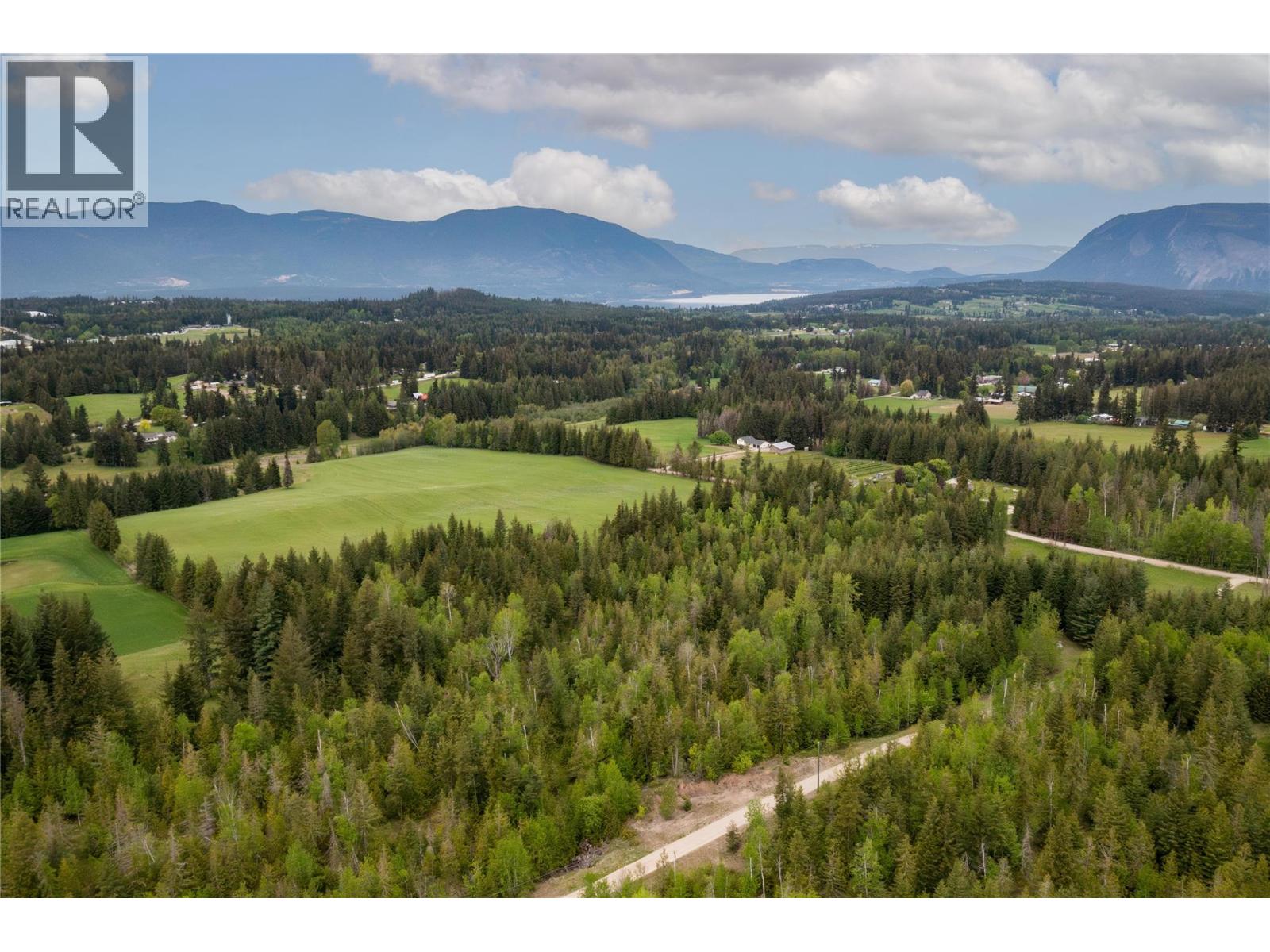2240 97b Highway Se Property Photo 36