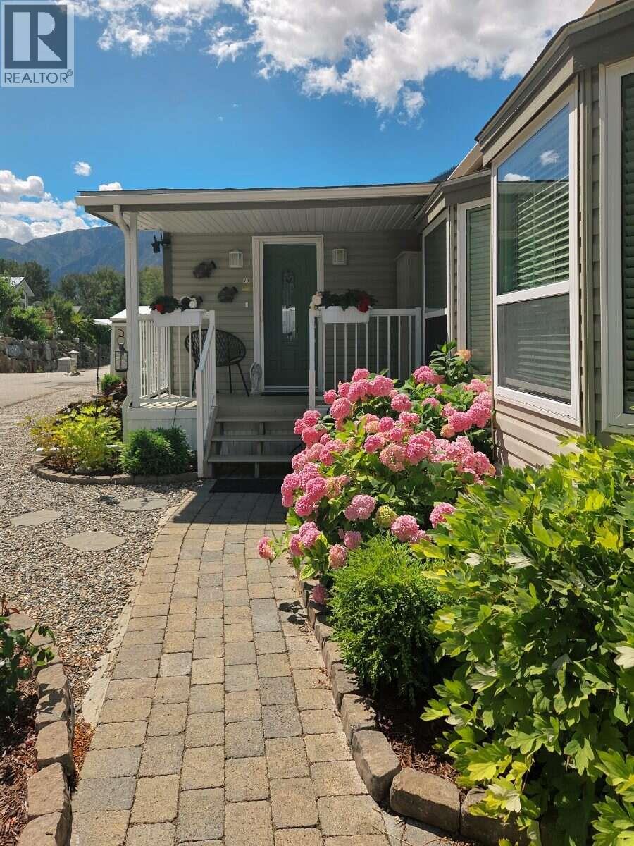 4354 Highway 3 Unit# 70 Property Photo 3